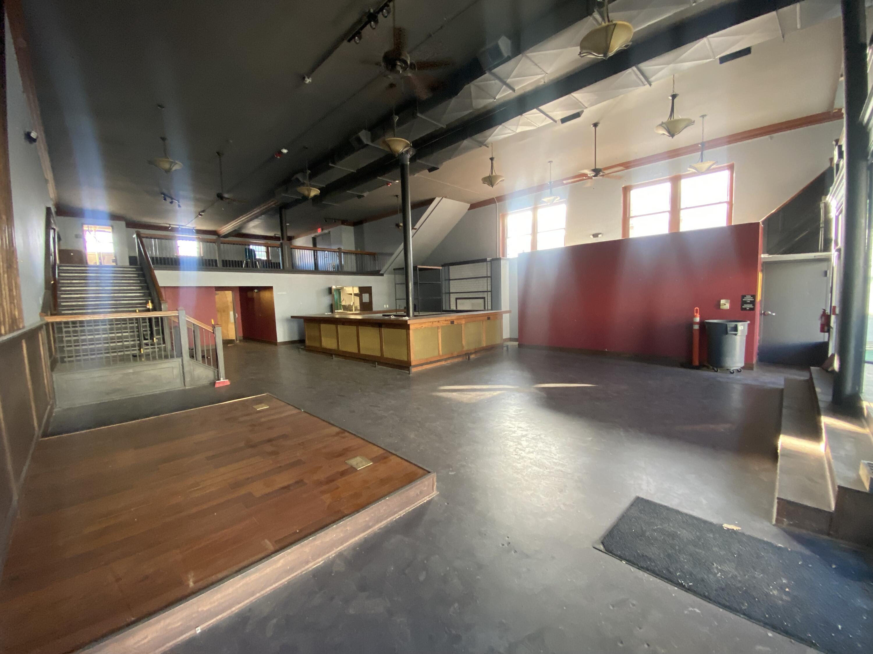 Springfield Orig Plat - Commercial Sale