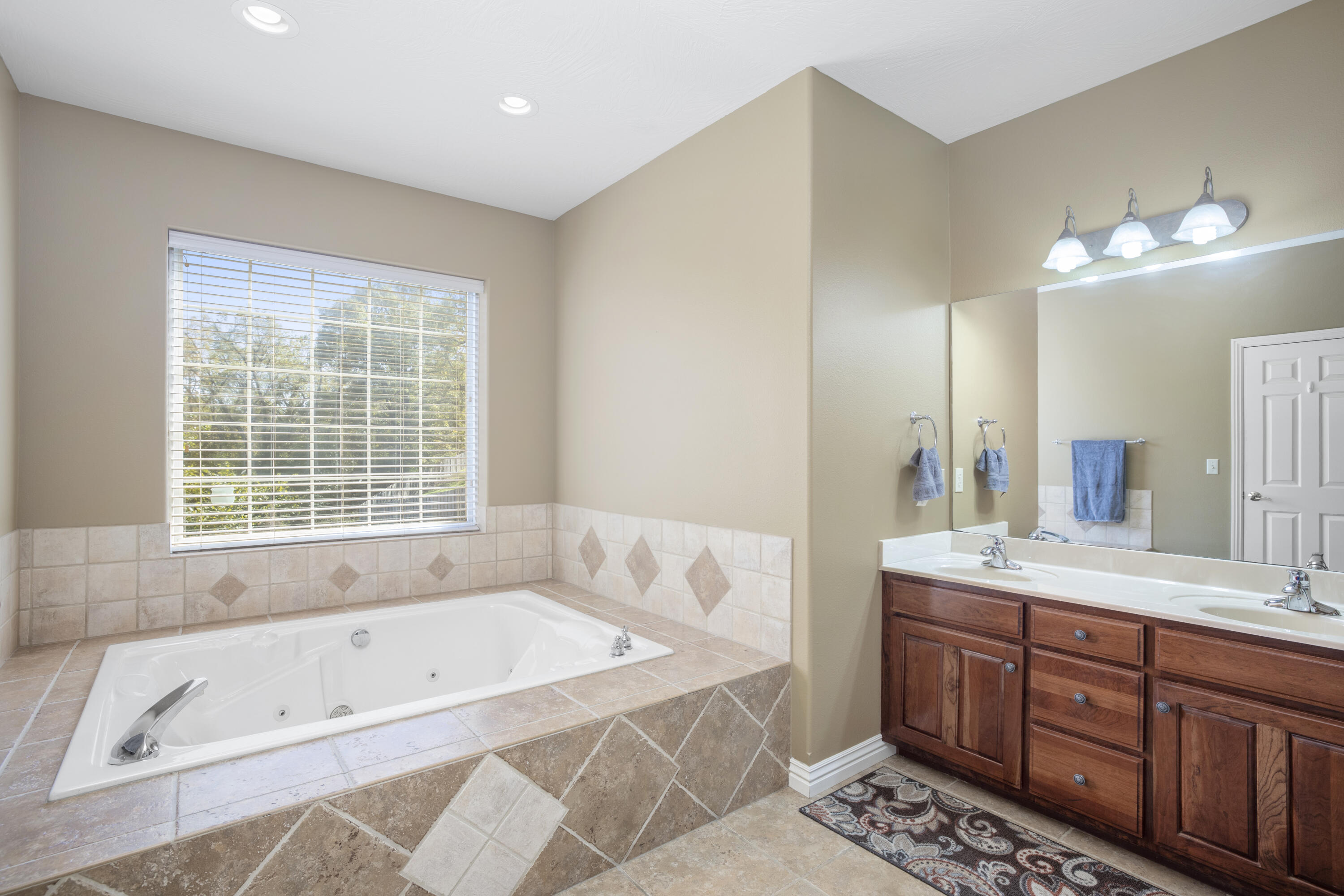 Whitetail Crossing - Residential