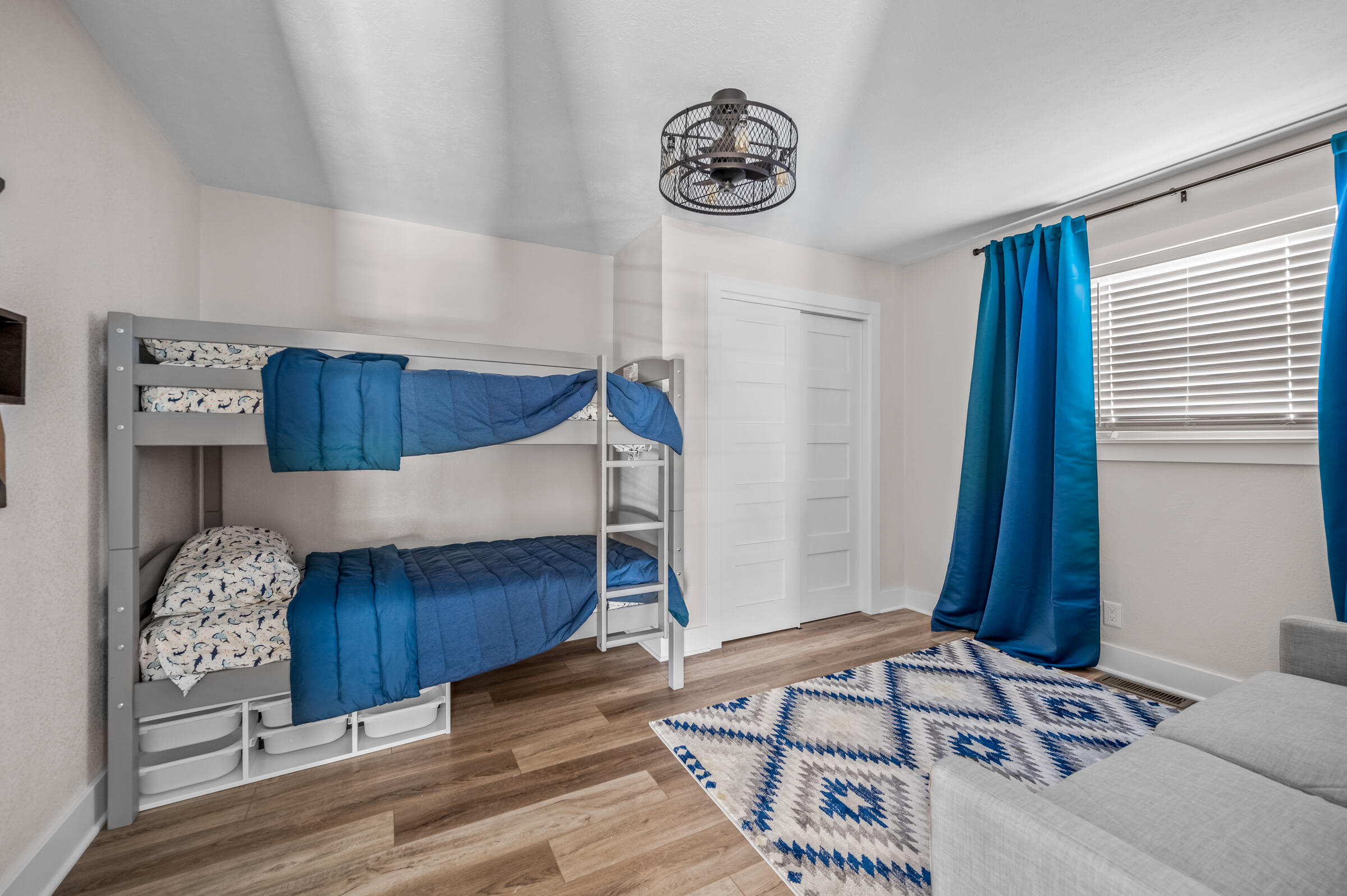 Kimberling Airways - Residential