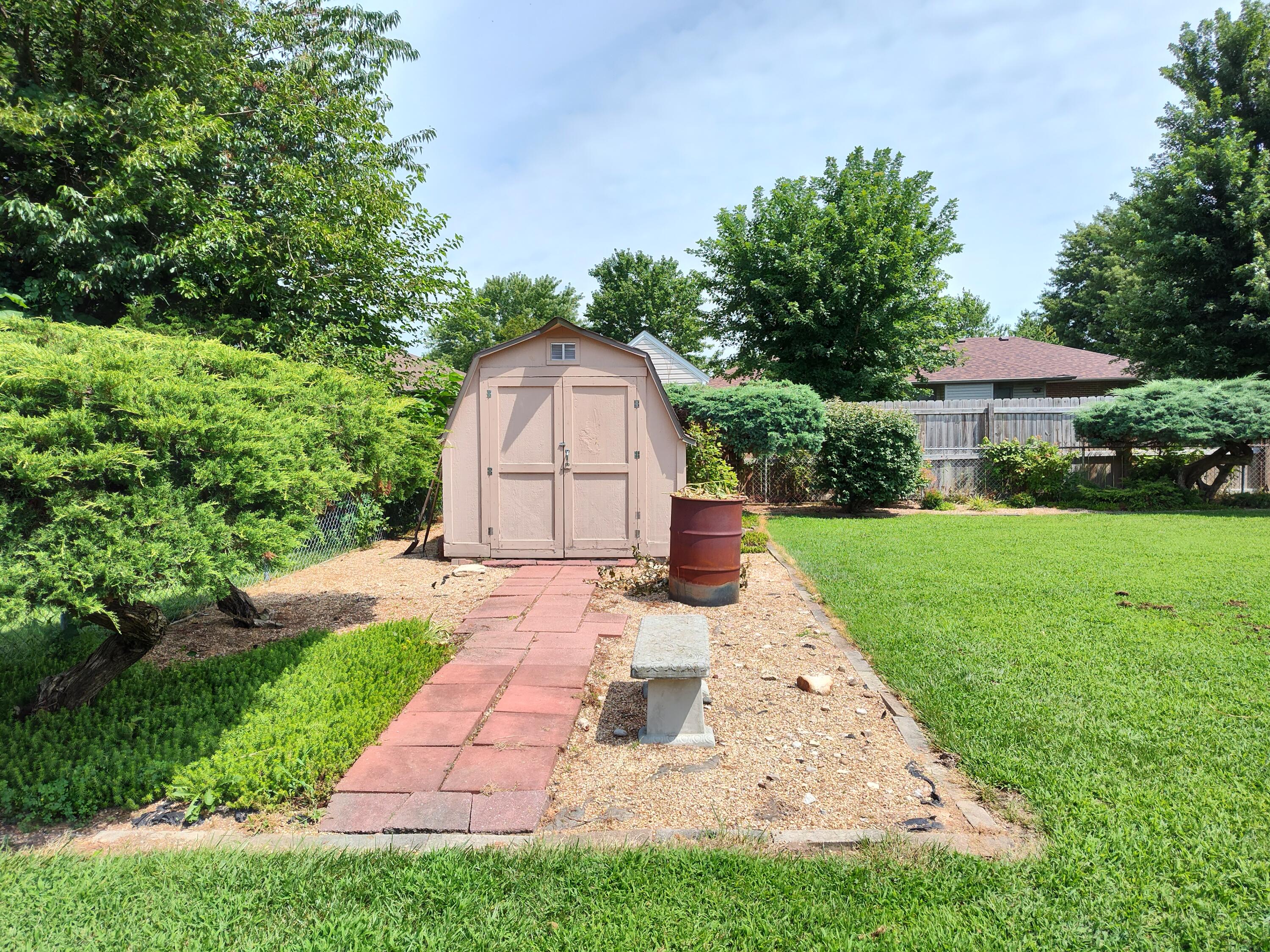 West Catalpa - Residential