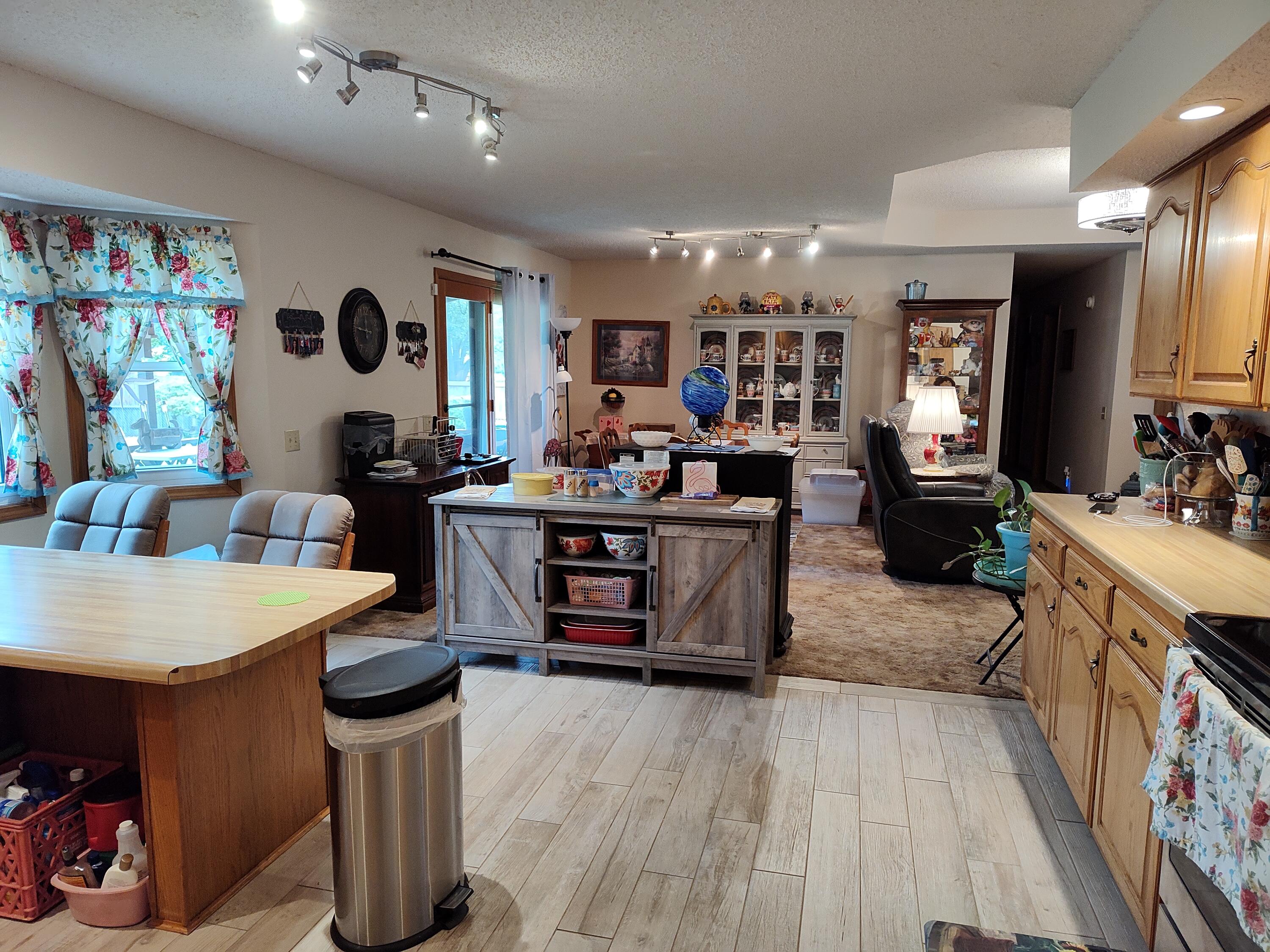 West Catalpa - Residential