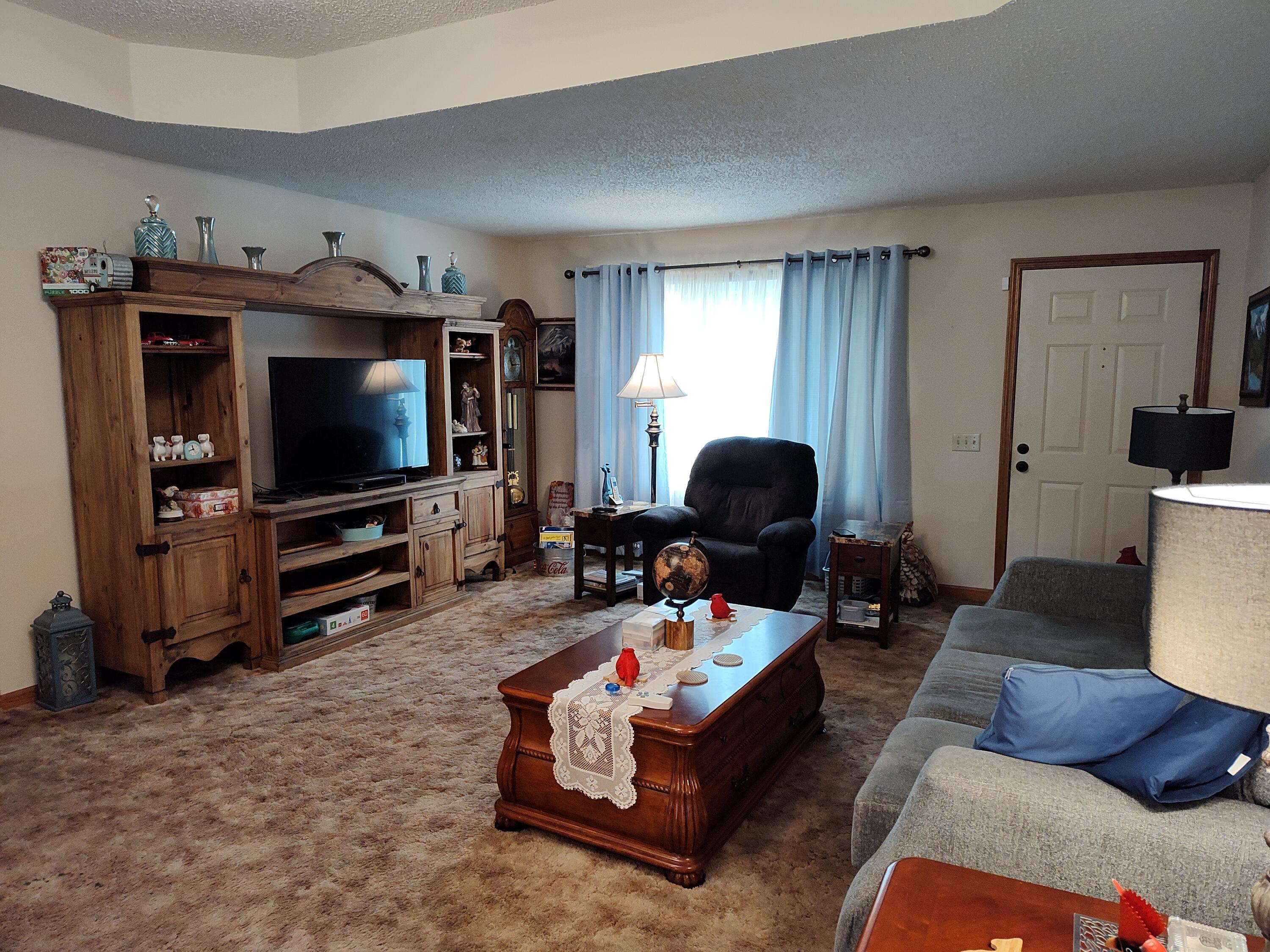 West Catalpa - Residential