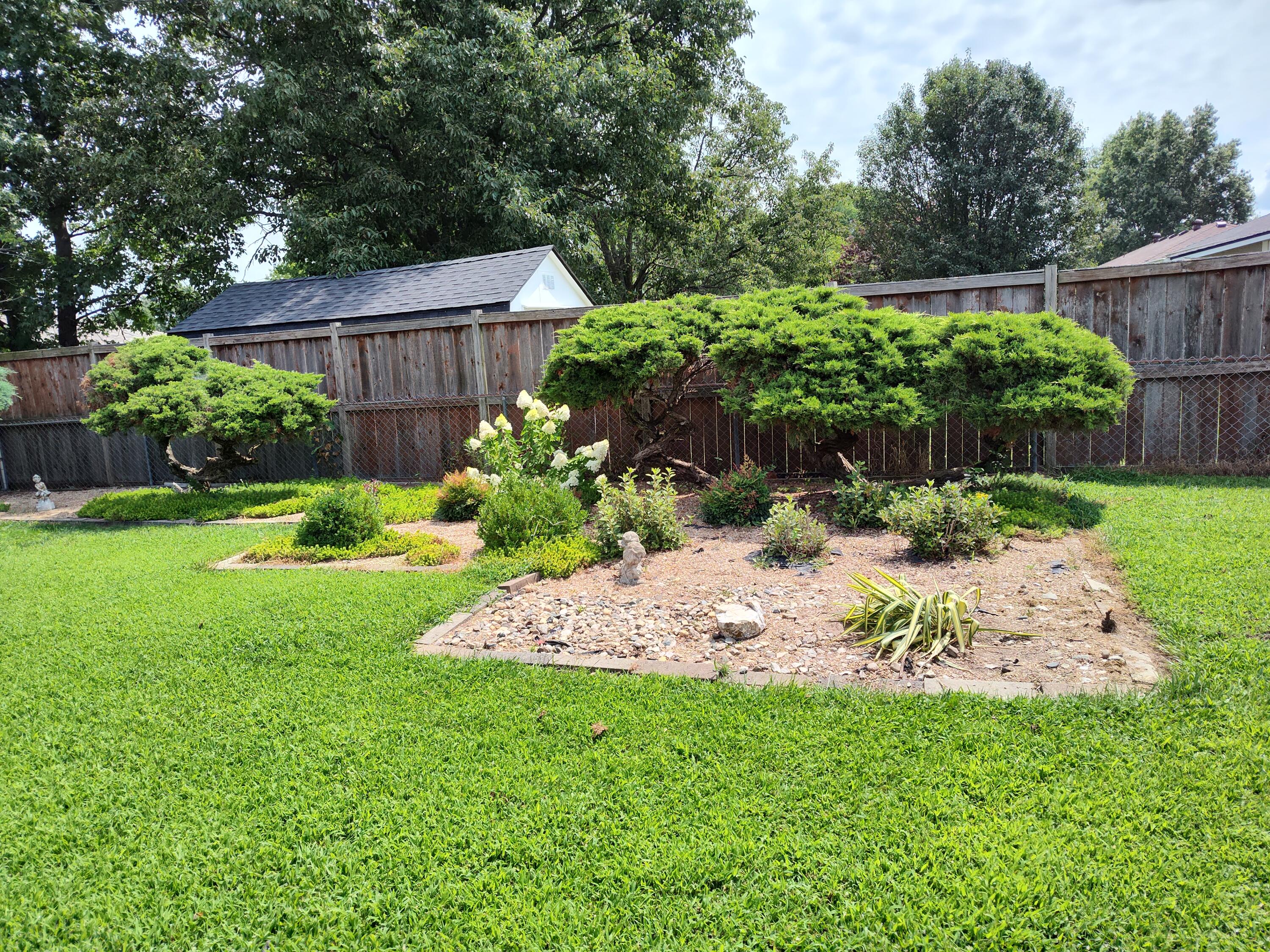 West Catalpa - Residential