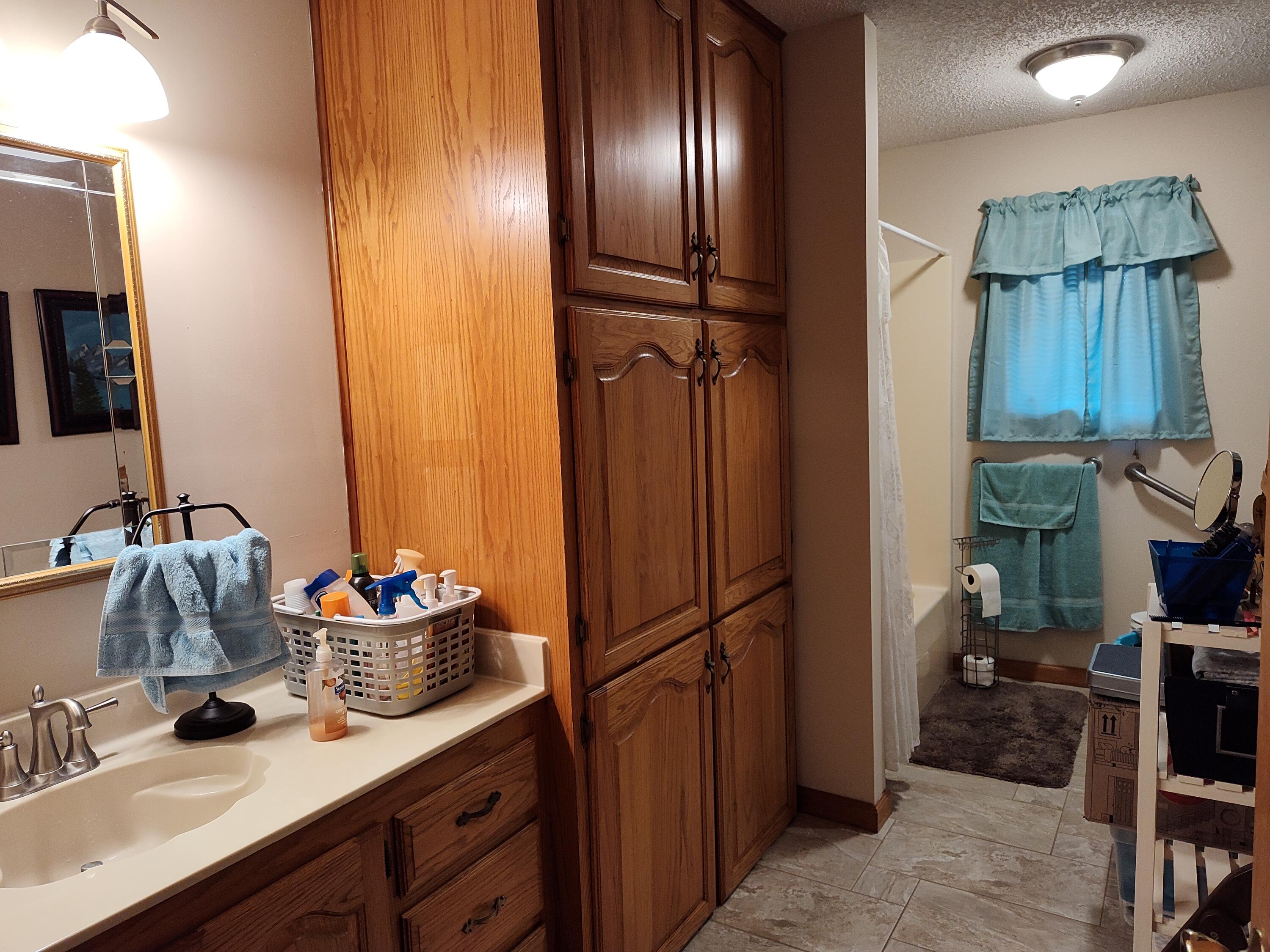 West Catalpa - Residential
