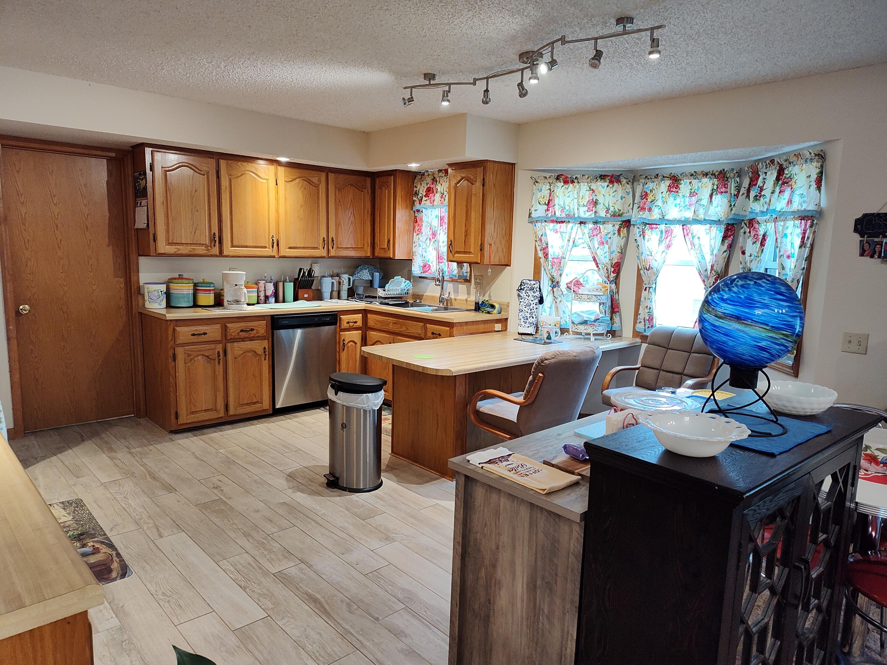 West Catalpa - Residential