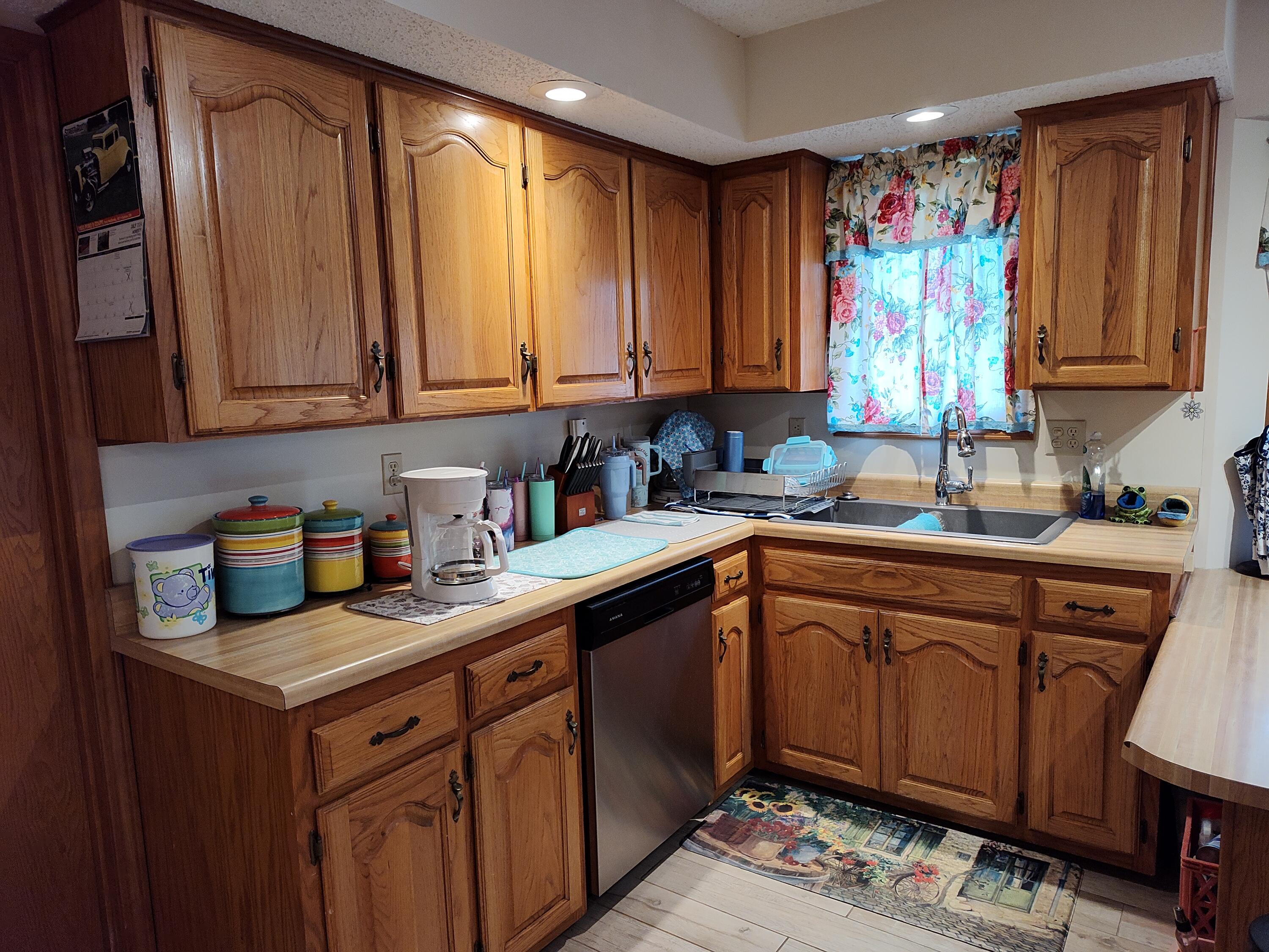 West Catalpa - Residential