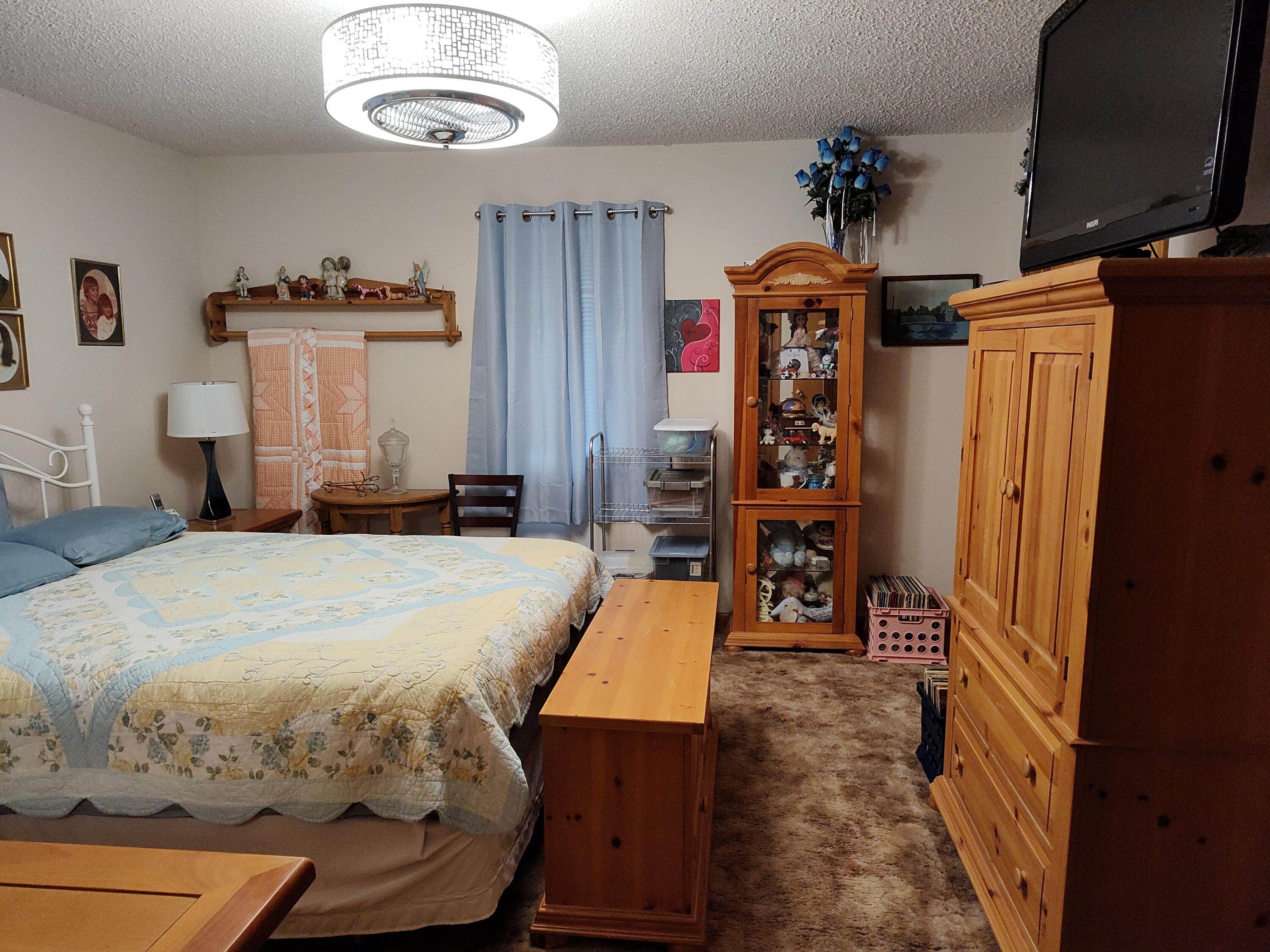 West Catalpa - Residential