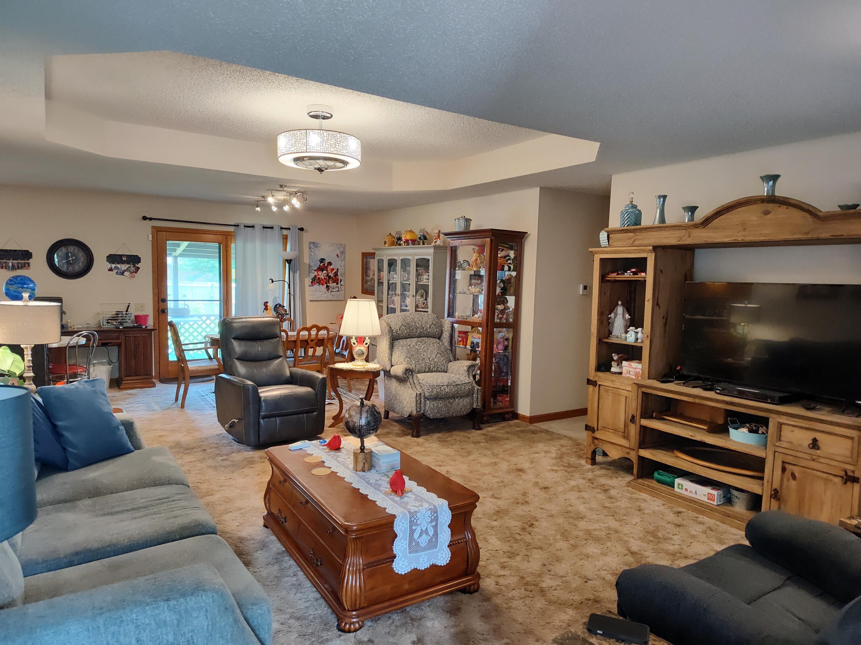 West Catalpa - Residential
