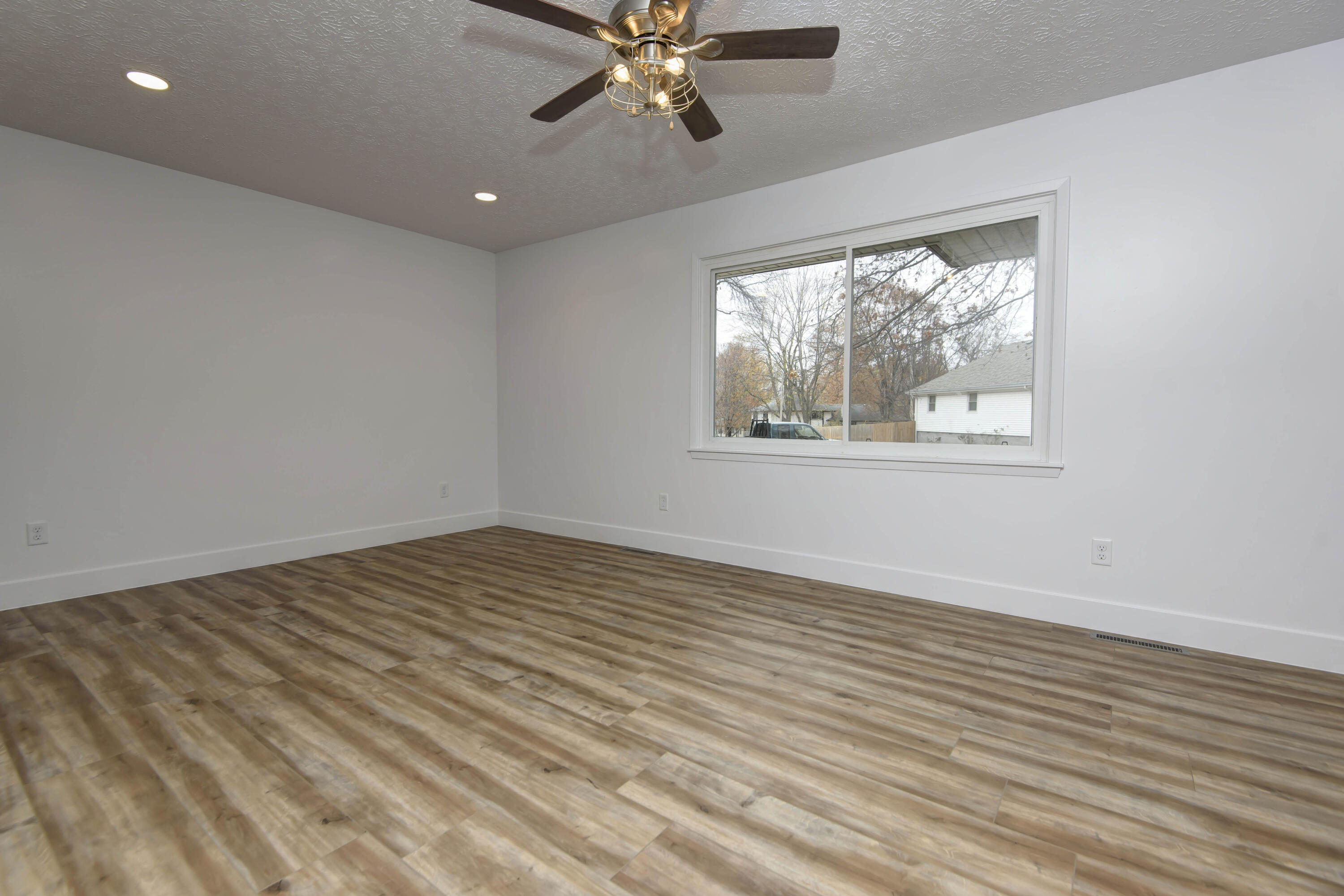 Walnut Terr - Residential