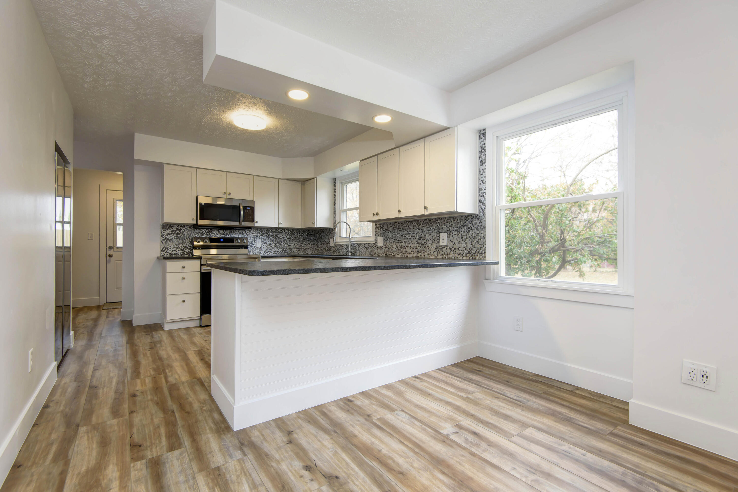 Walnut Terr - Residential