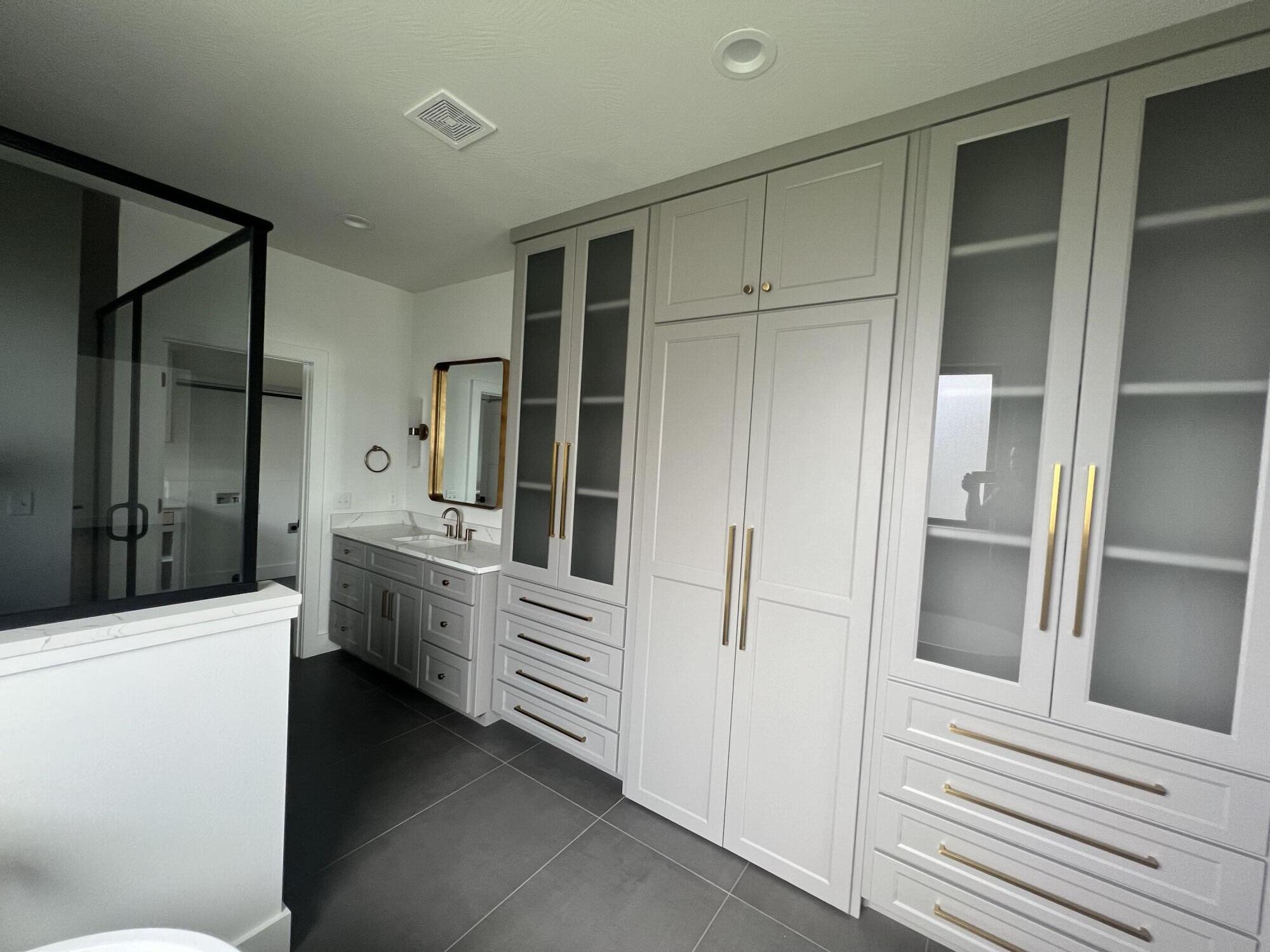 The Lakes Wild Horse - Residential