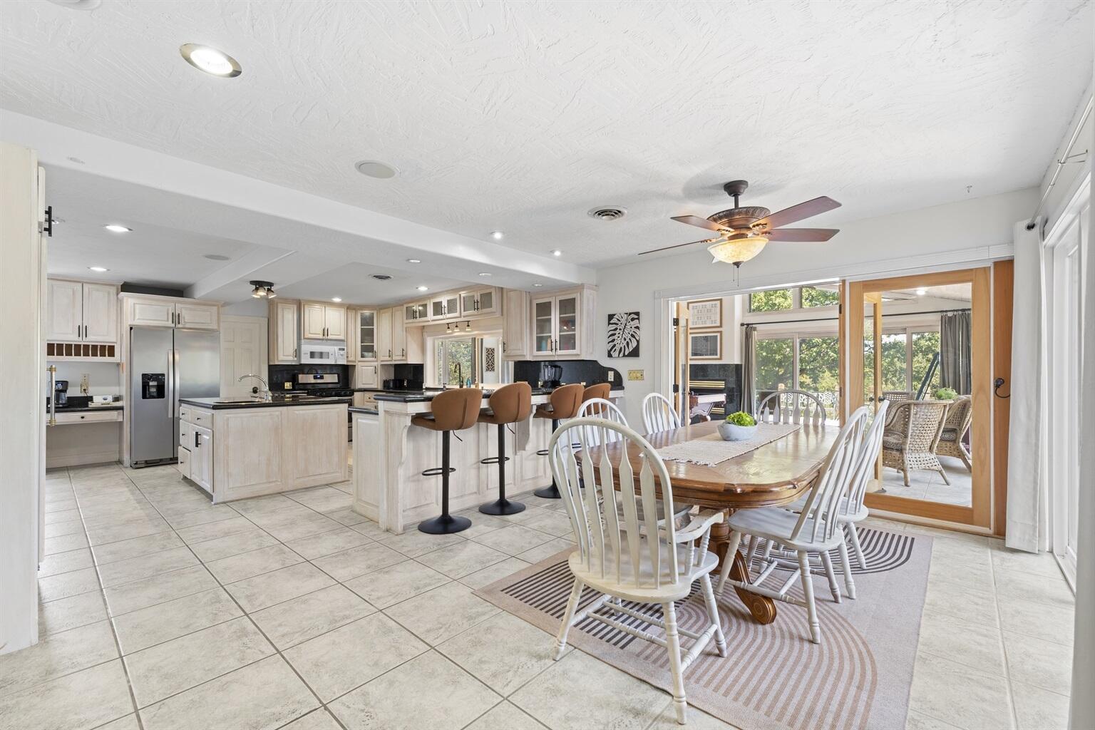 Valley View Beach - Residential