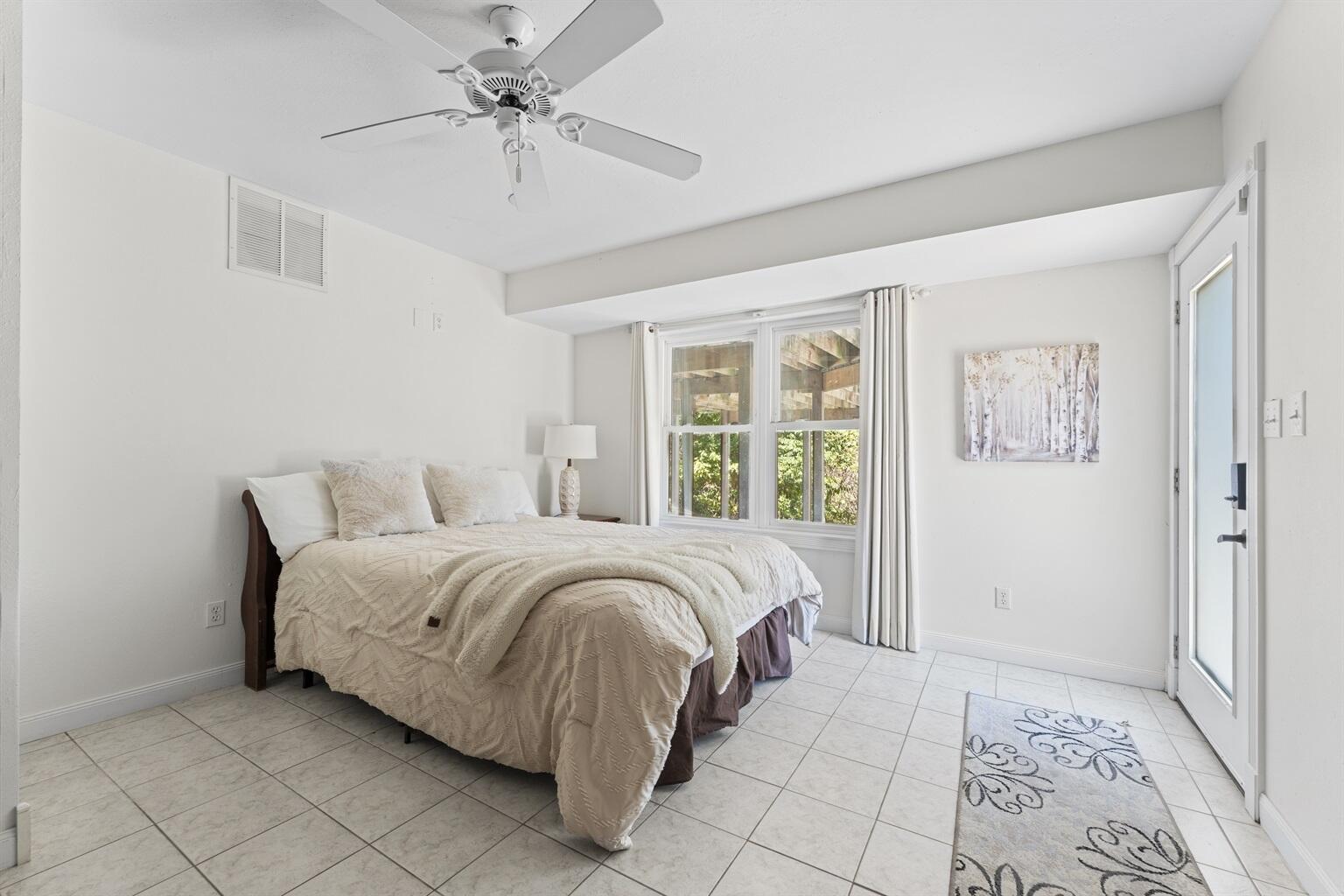 Valley View Beach - Residential