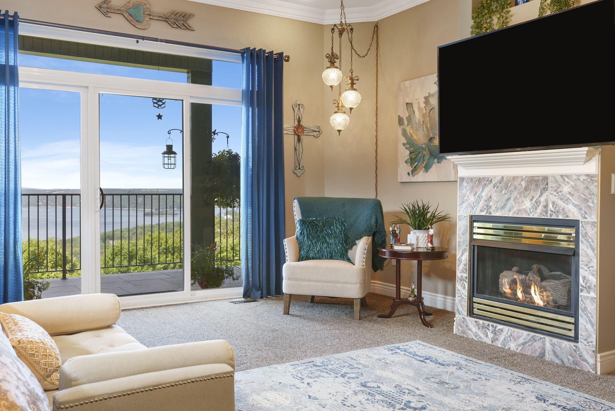 Emerald Pointe - Residential