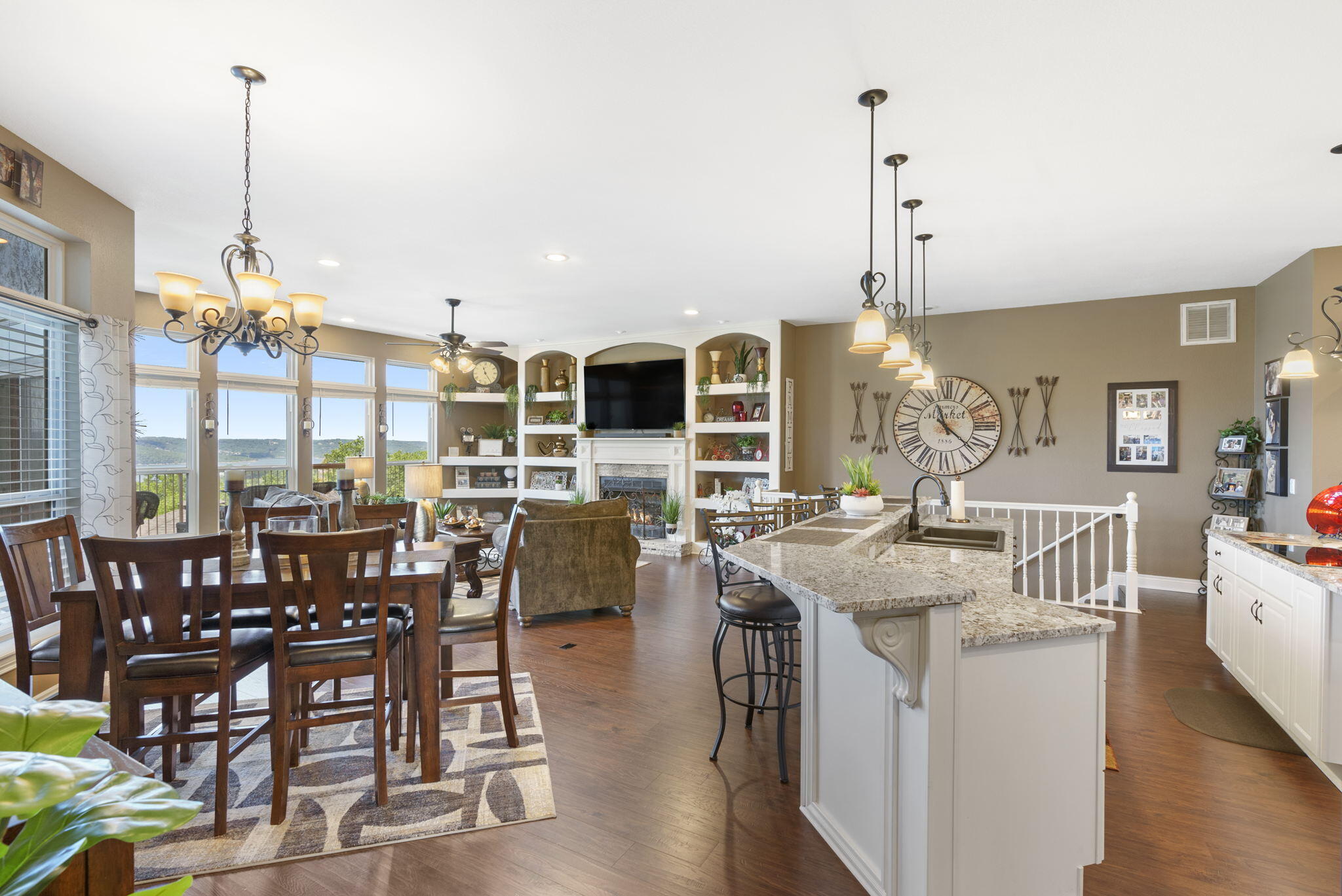 Emerald Pointe - Residential