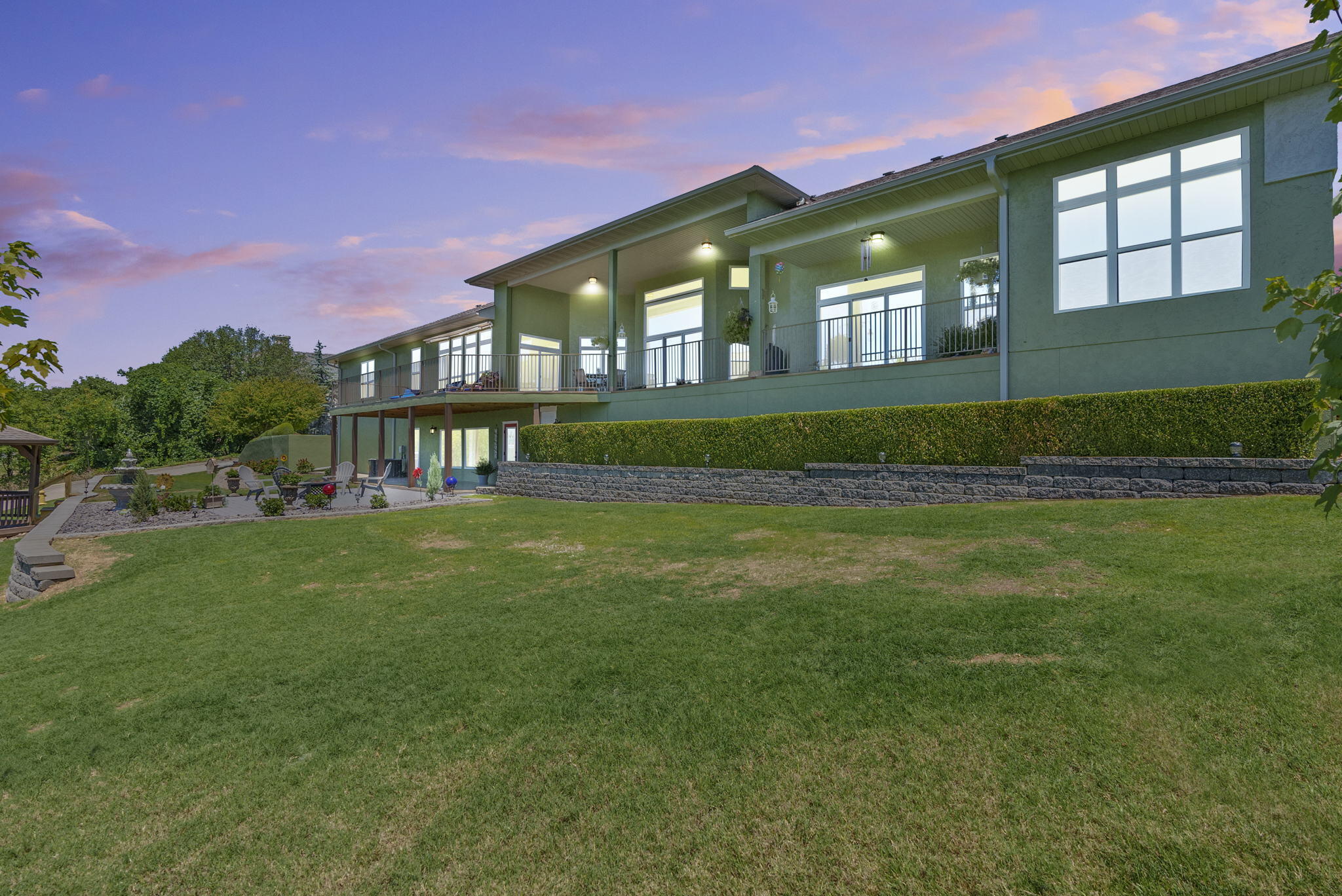 Emerald Pointe - Residential
