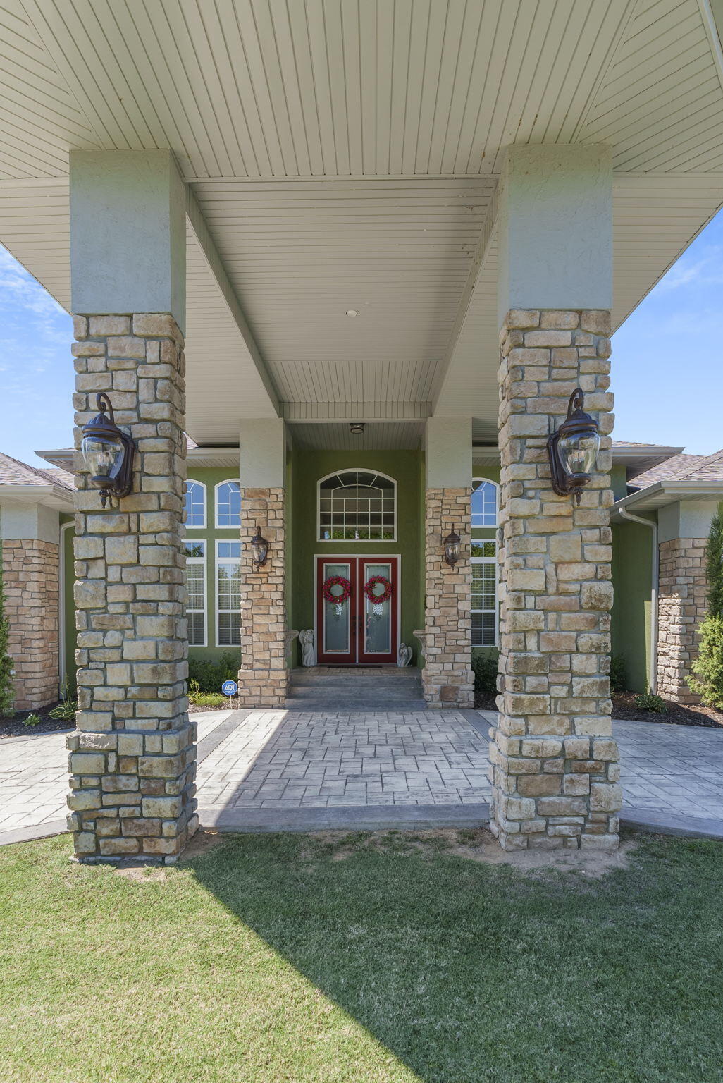 Emerald Pointe - Residential