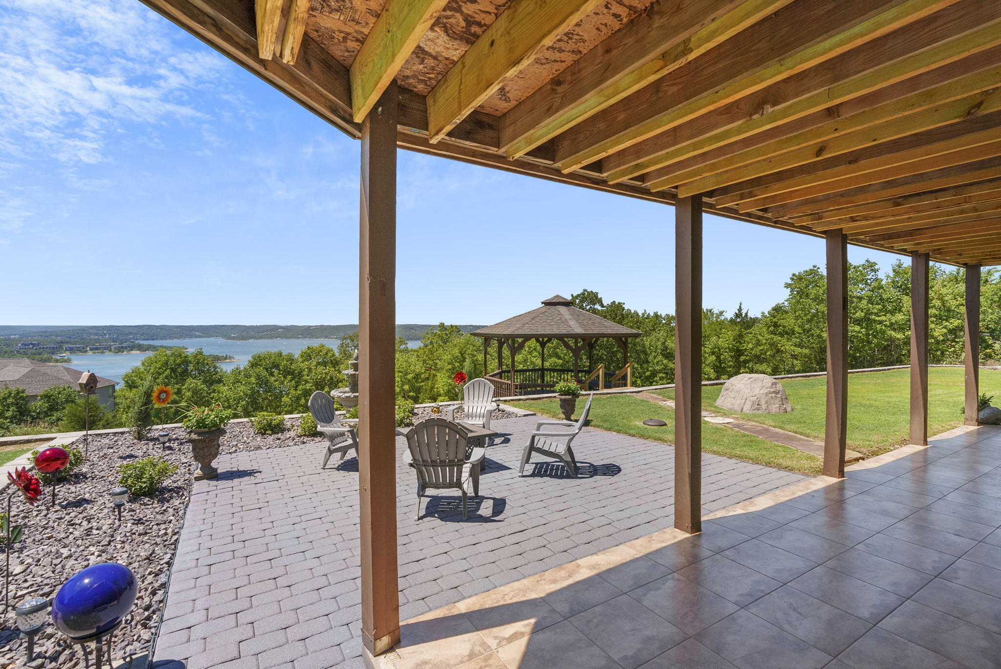 Emerald Pointe - Residential