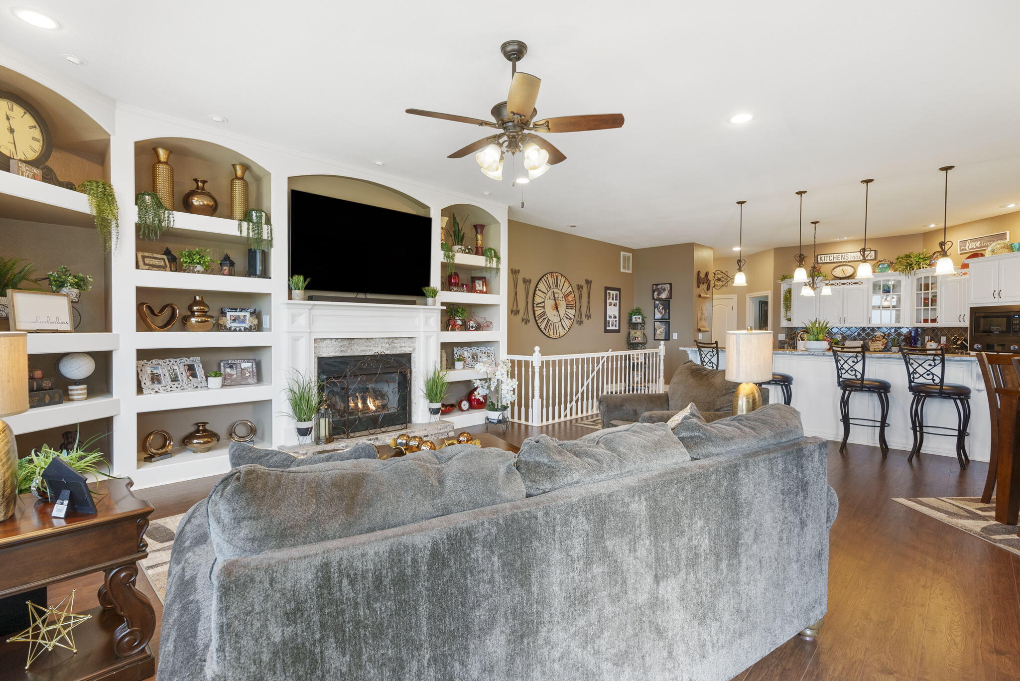 Emerald Pointe - Residential
