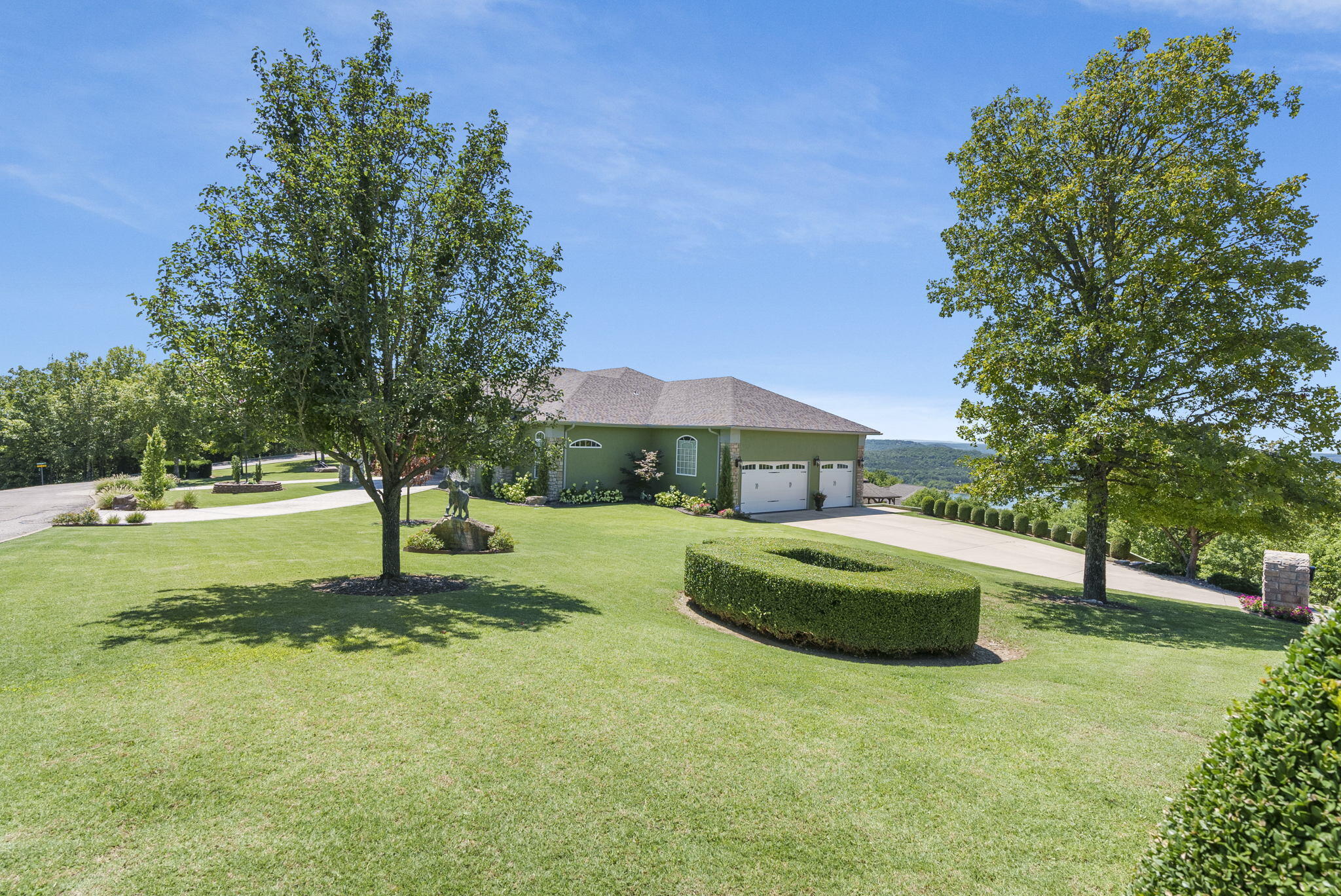 Emerald Pointe - Residential