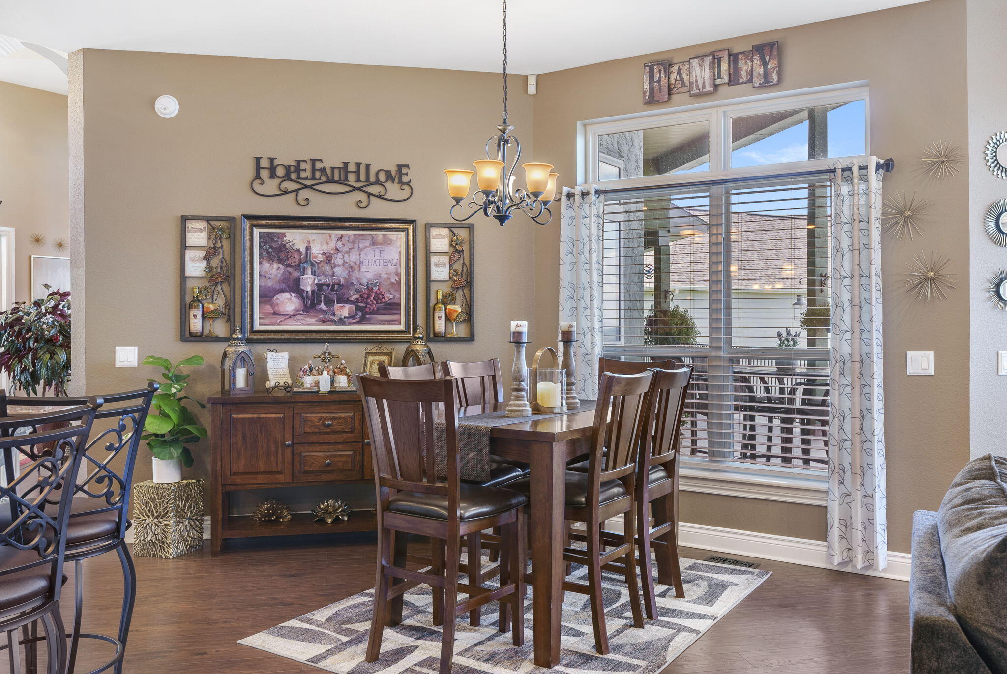 Emerald Pointe - Residential