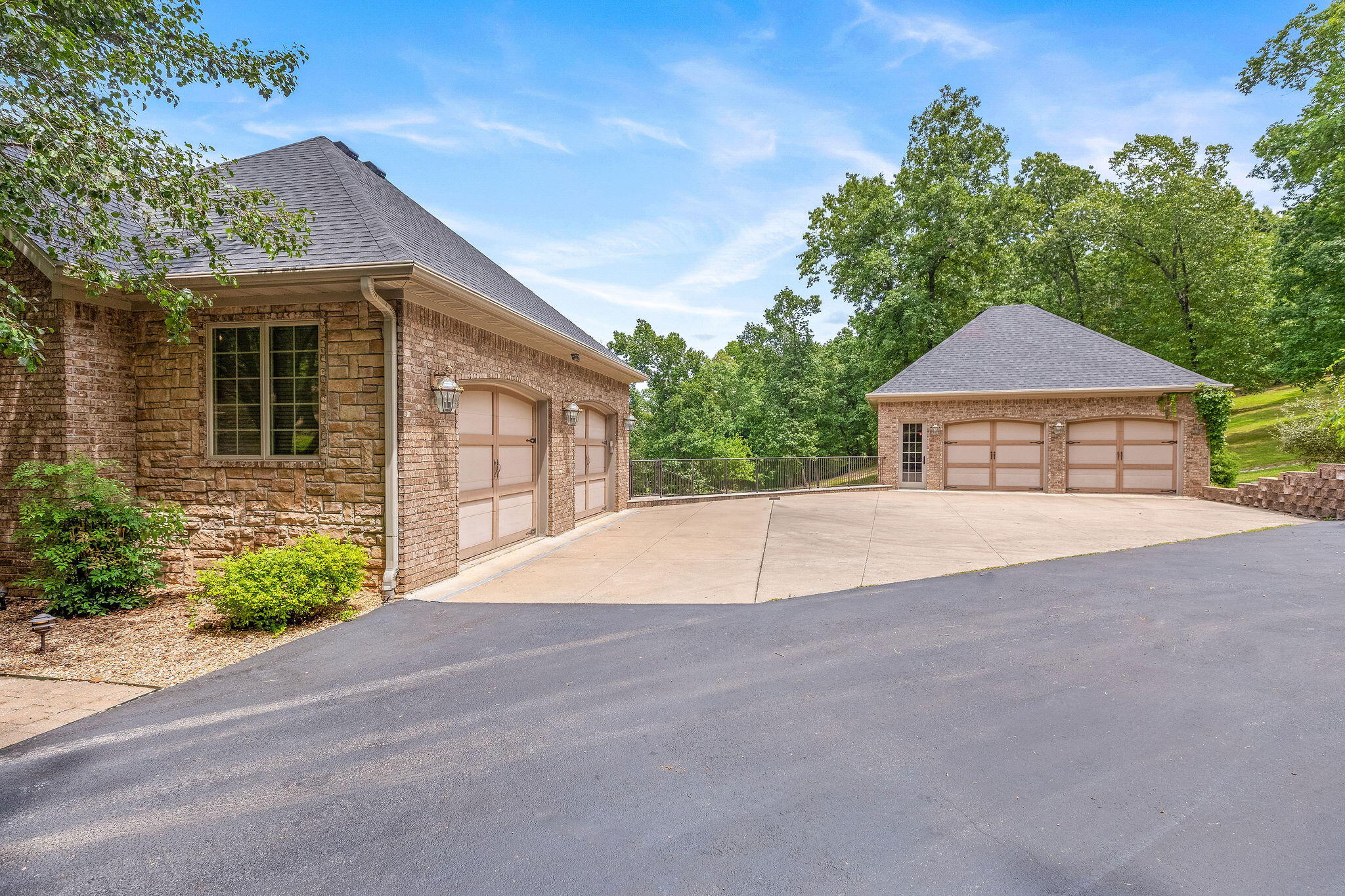 Eagle Crest Acreages - Residential