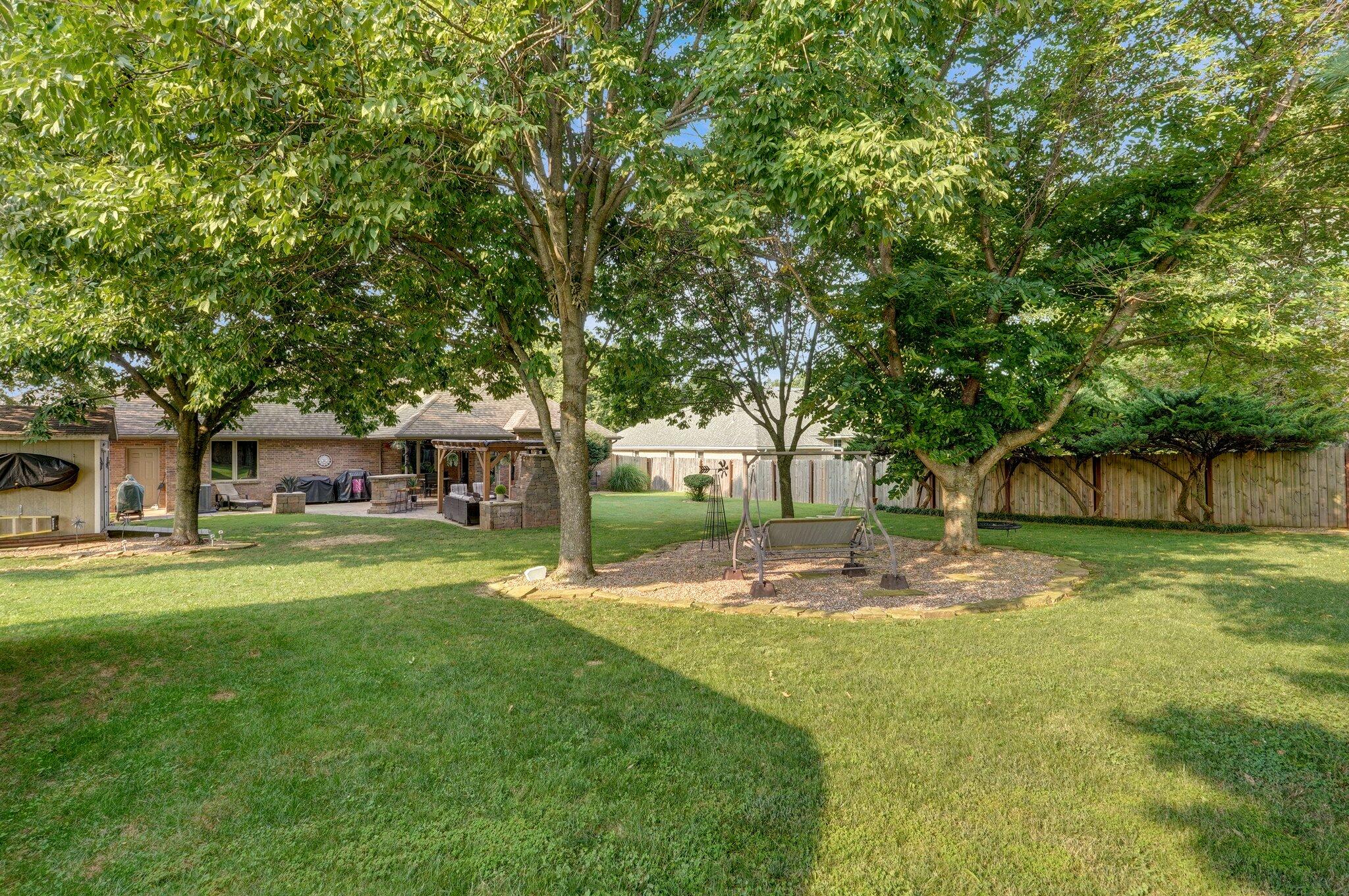 Marlborough Manor - Residential