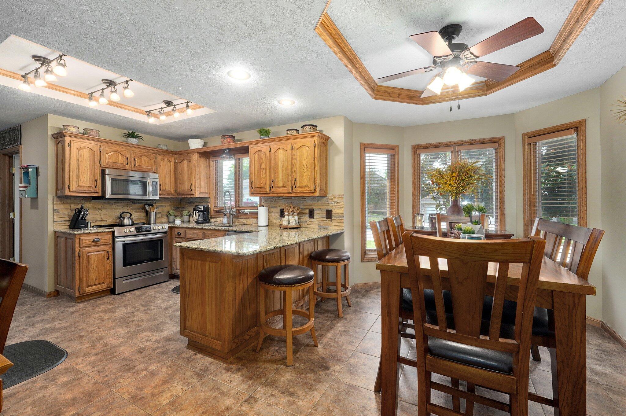 Marlborough Manor - Residential