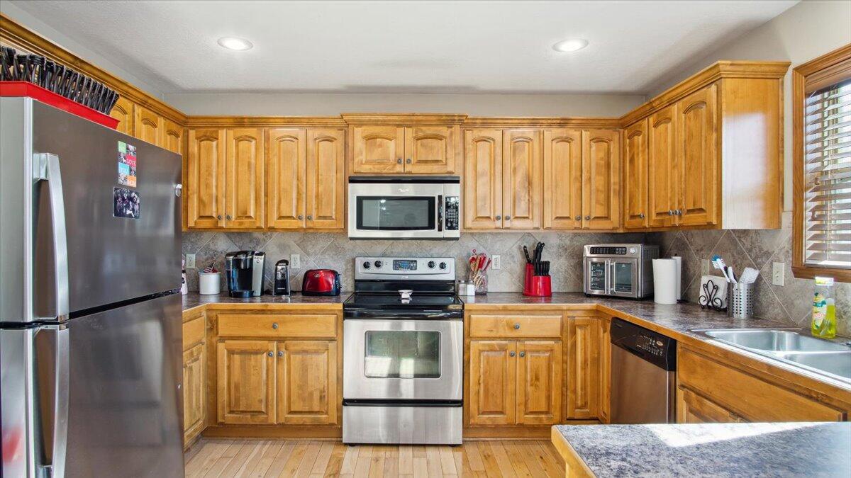 Stone Ridge 1st - Residential