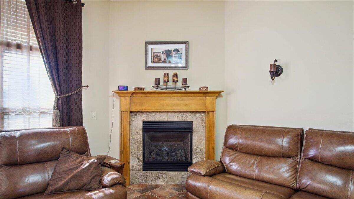 Stone Ridge 1st - Residential