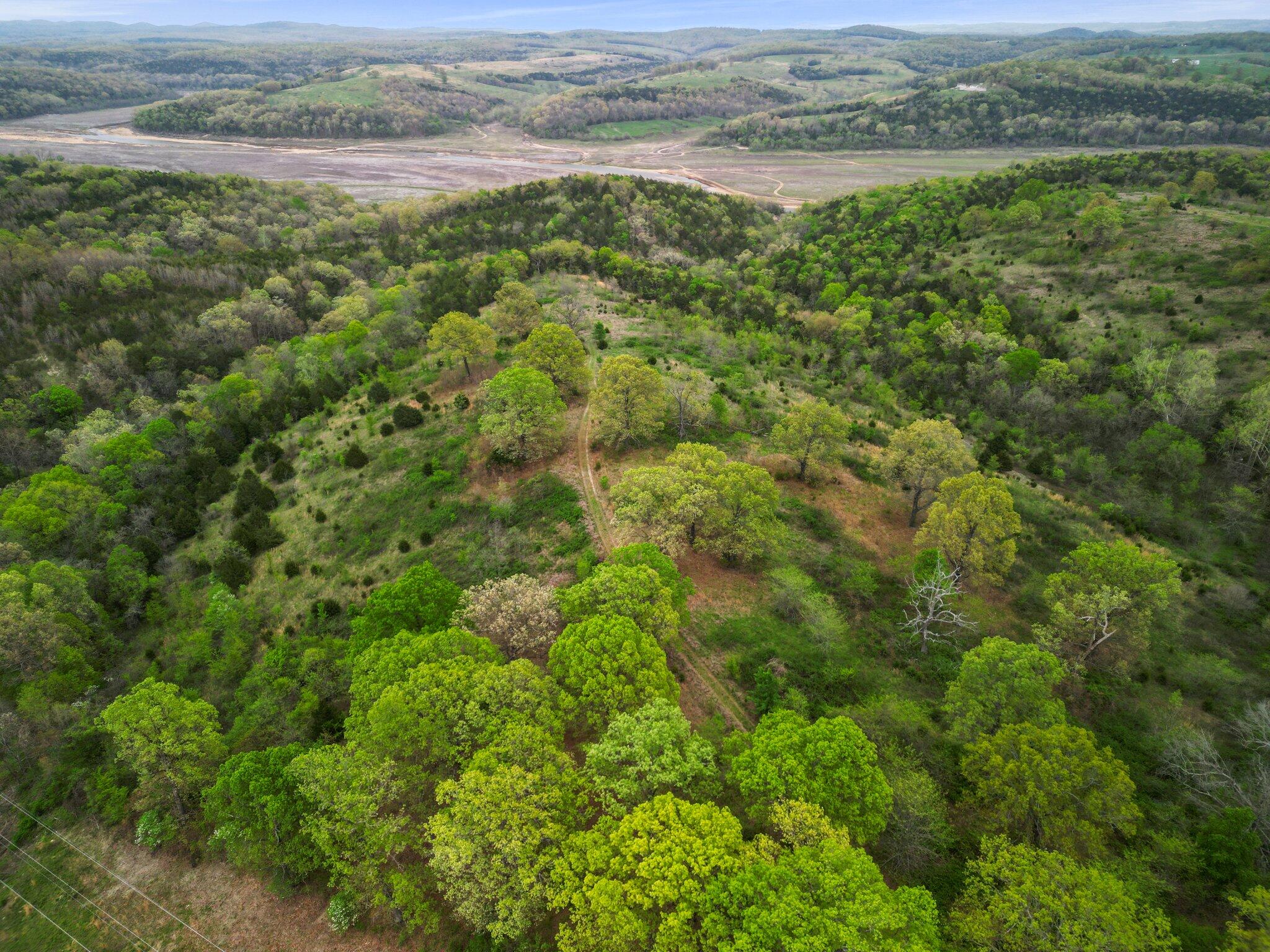 Ozark-Not in List - Land