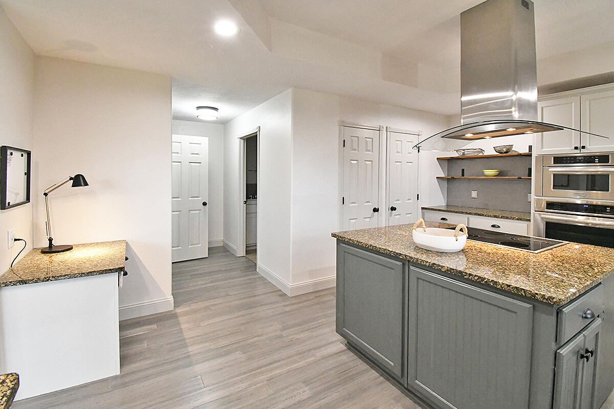 14 Park Place - Residential