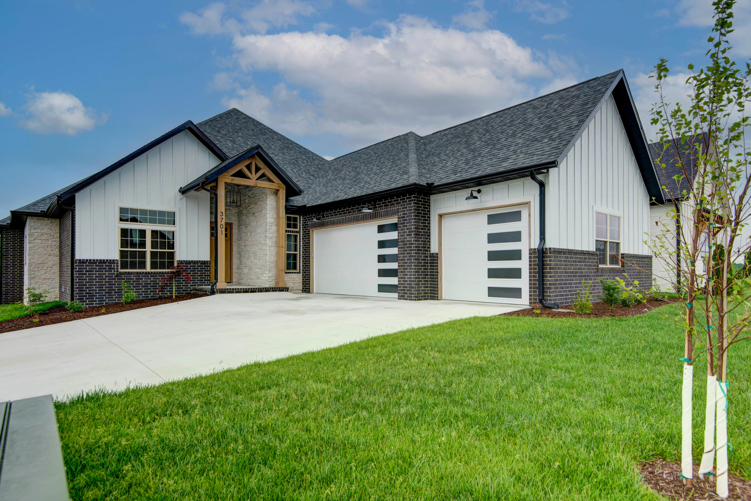 Hickory Hills - Residential