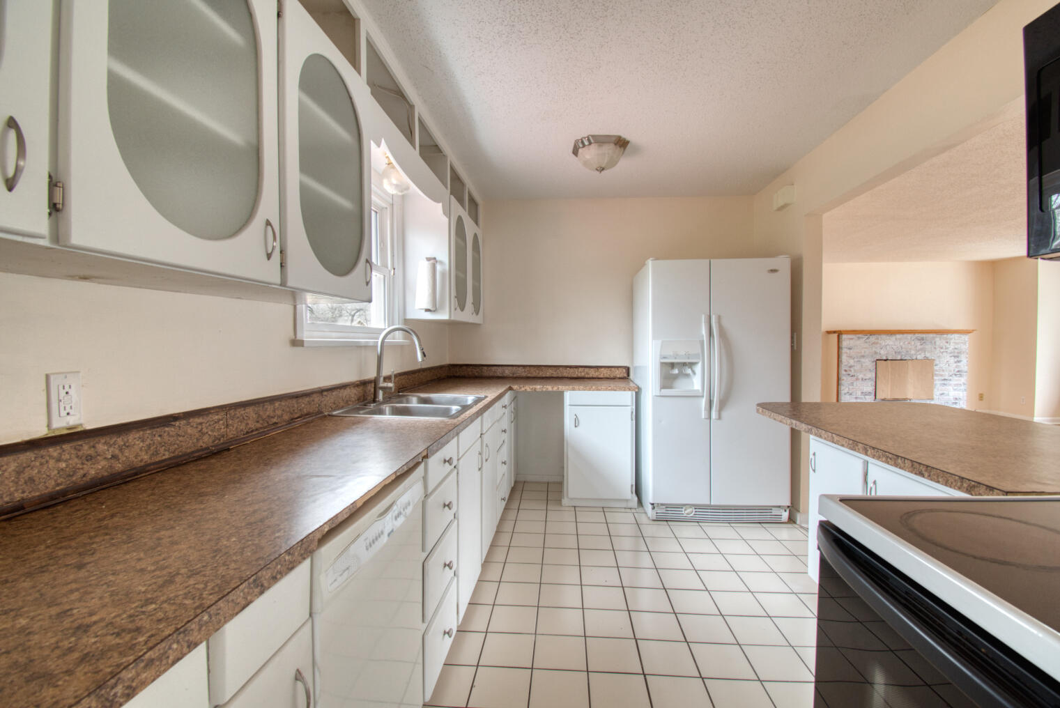 Country Club Village - Residential