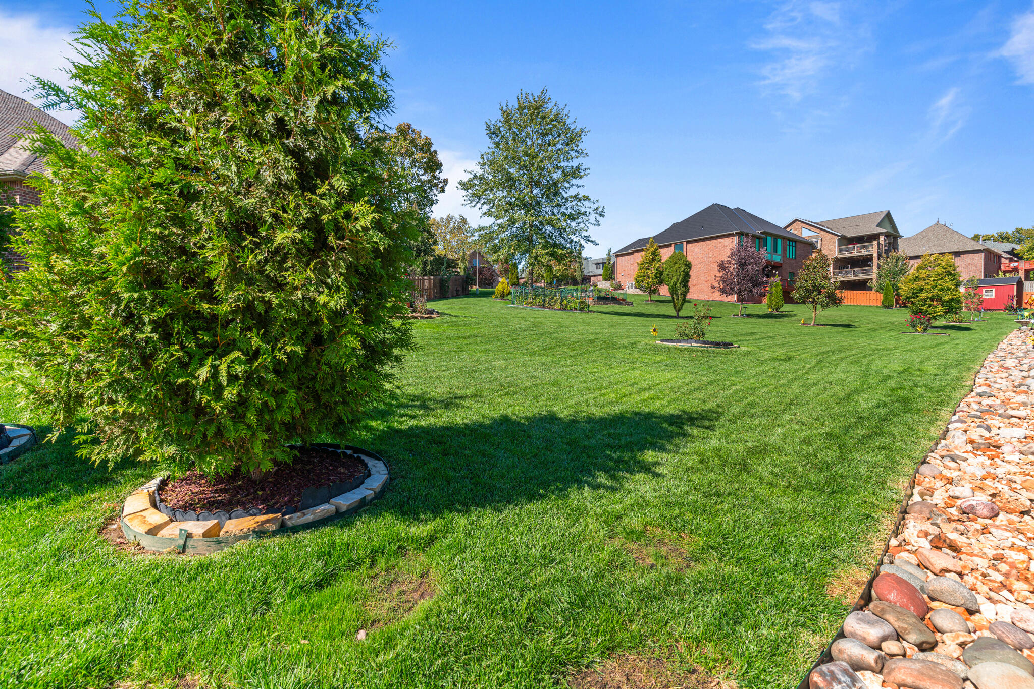 Olde Ivy - Residential