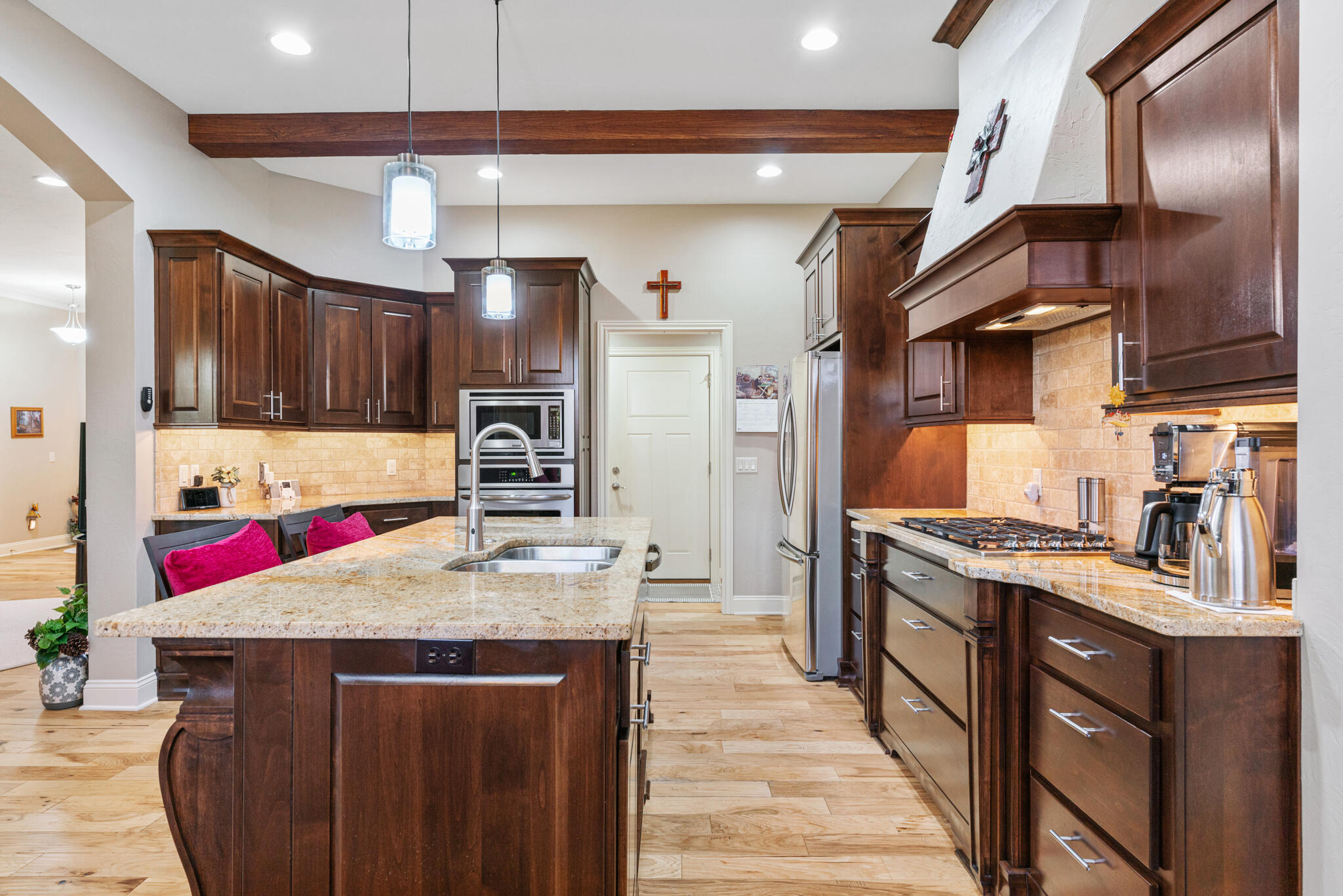 Olde Ivy - Residential