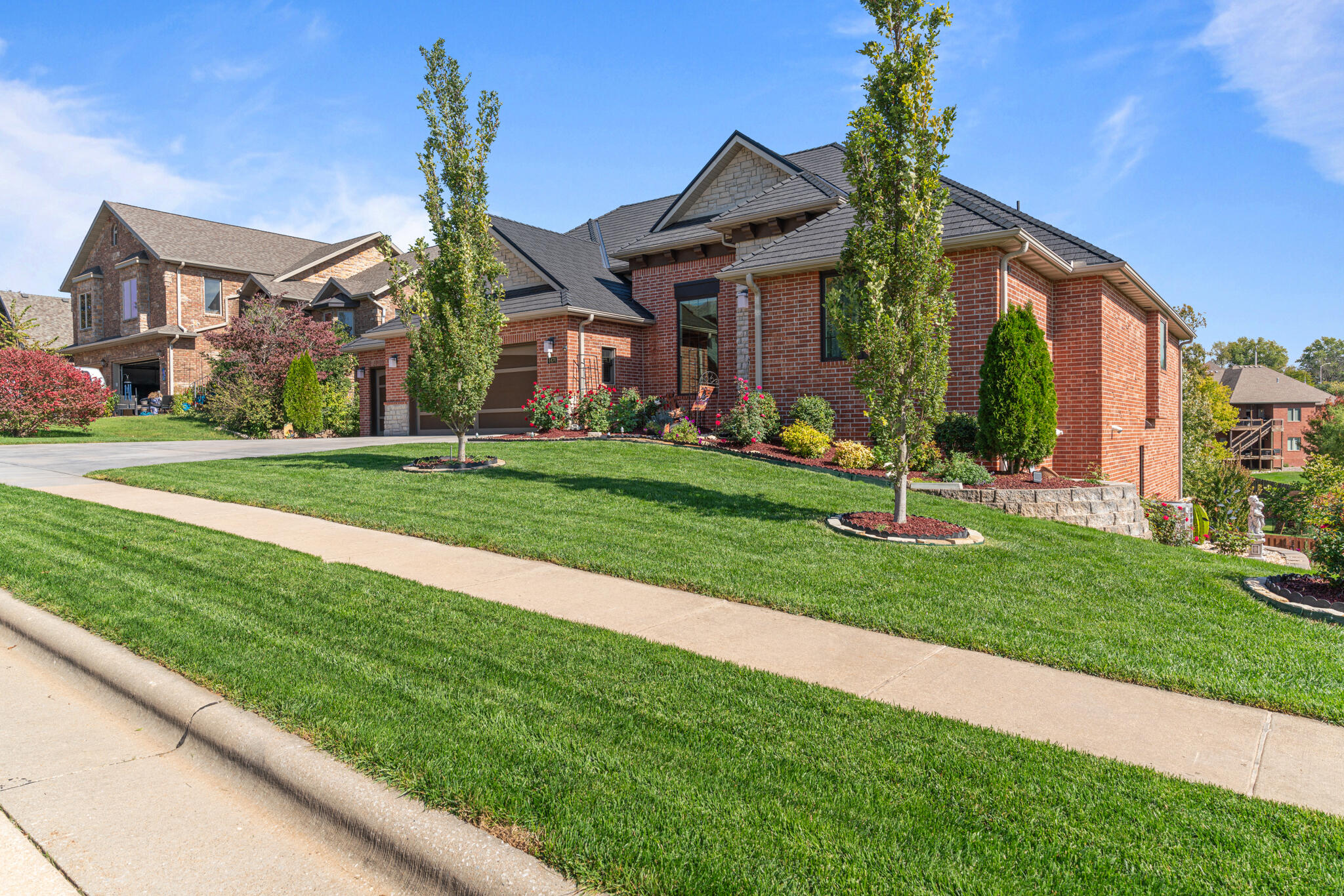 Olde Ivy - Residential