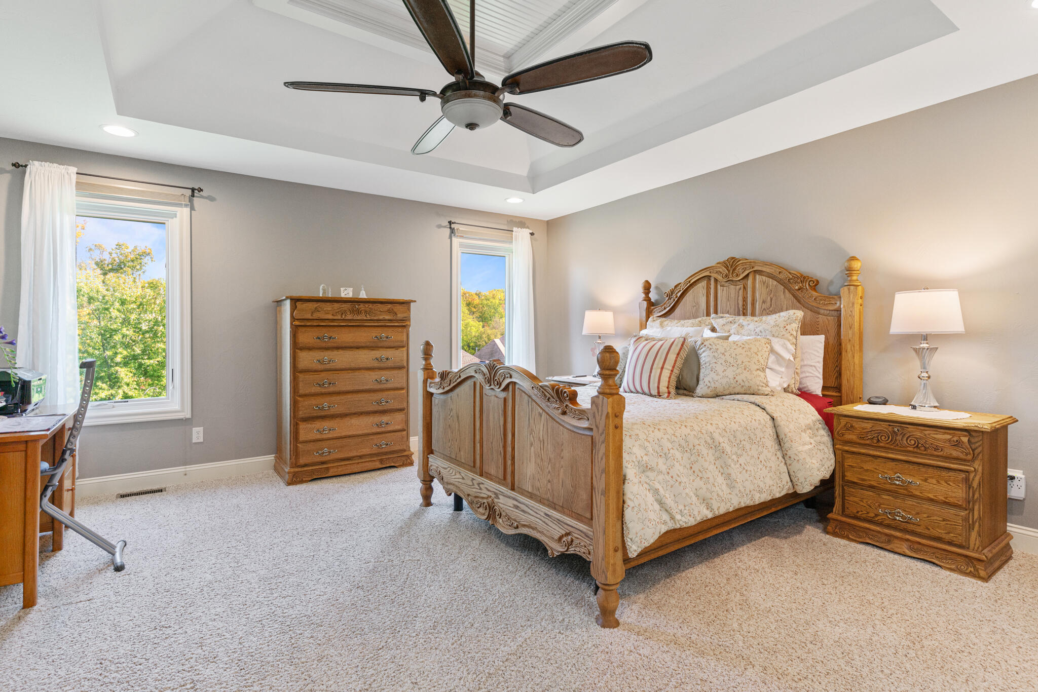 Olde Ivy - Residential