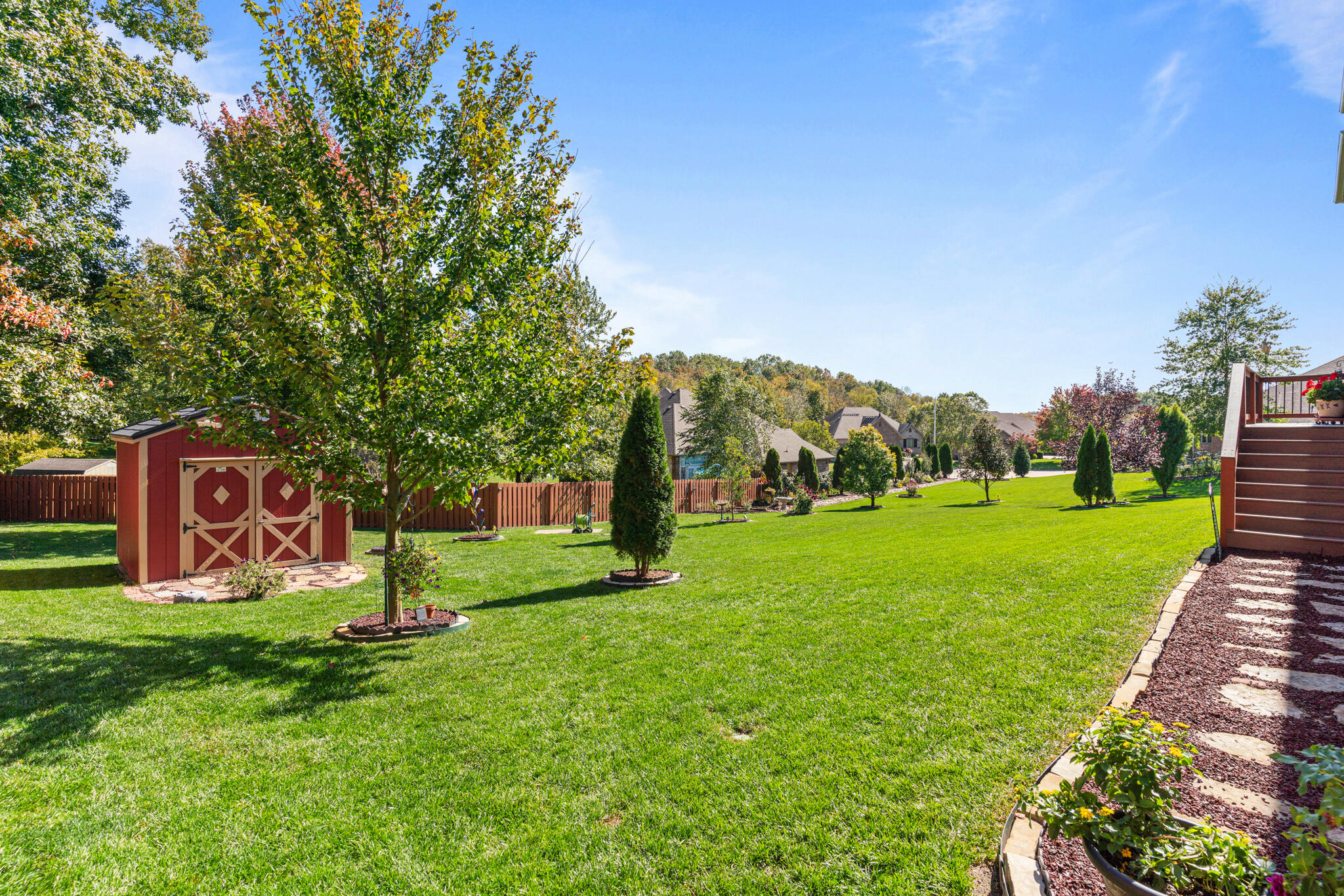 Olde Ivy - Residential