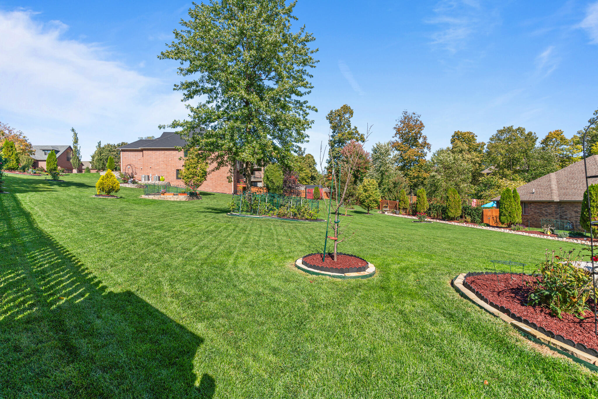Olde Ivy - Residential