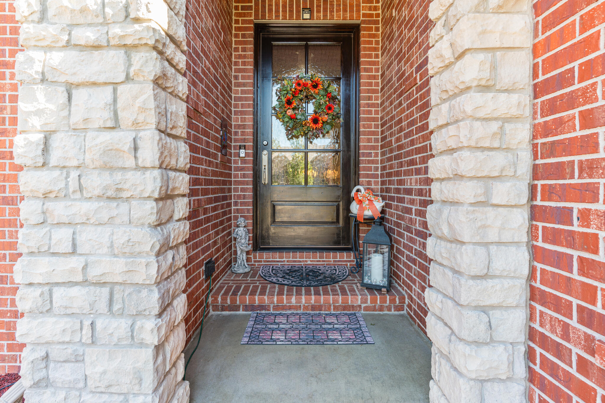 Olde Ivy - Residential