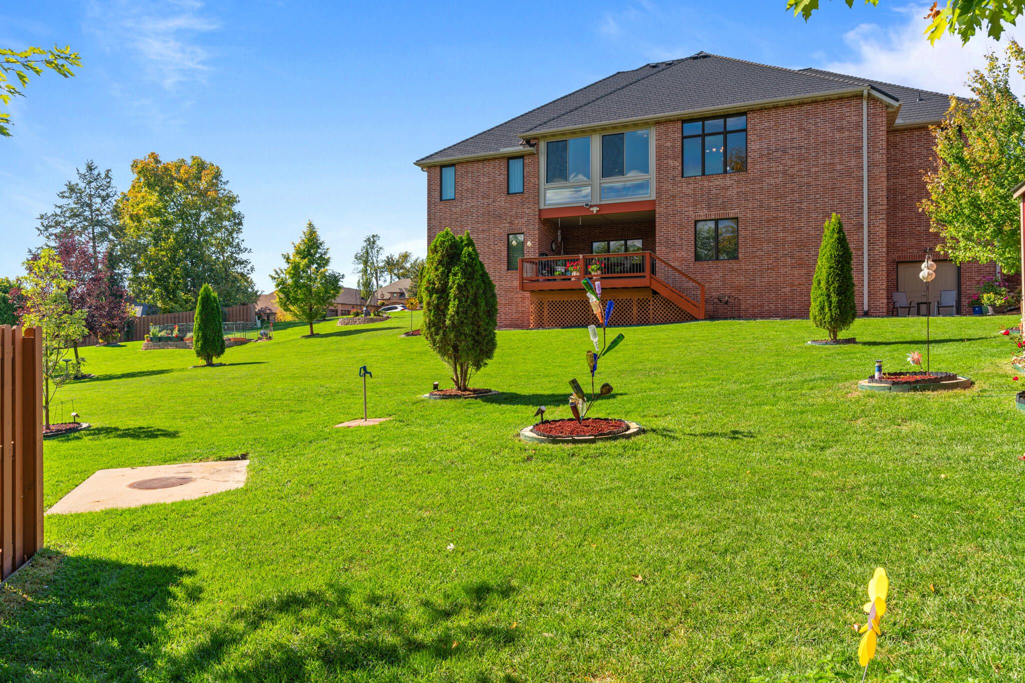 Olde Ivy - Residential