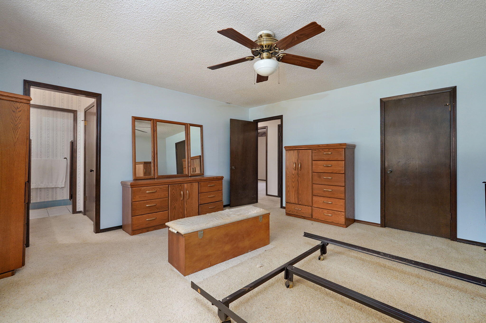 Hickory Hills CC - Residential