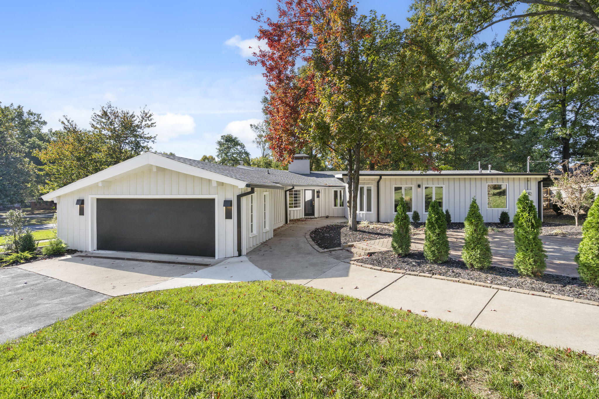 Rolling Acres Est - Residential