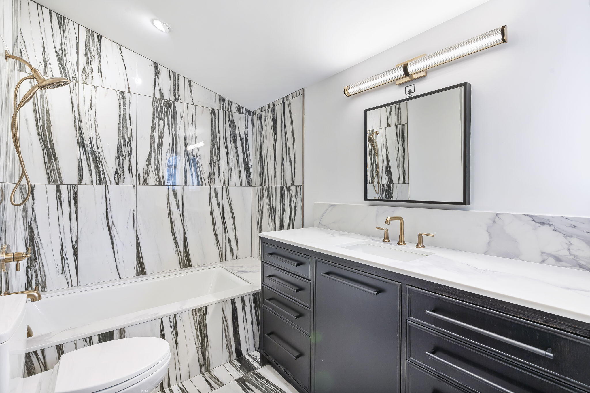 Rolling Acres Est - Residential