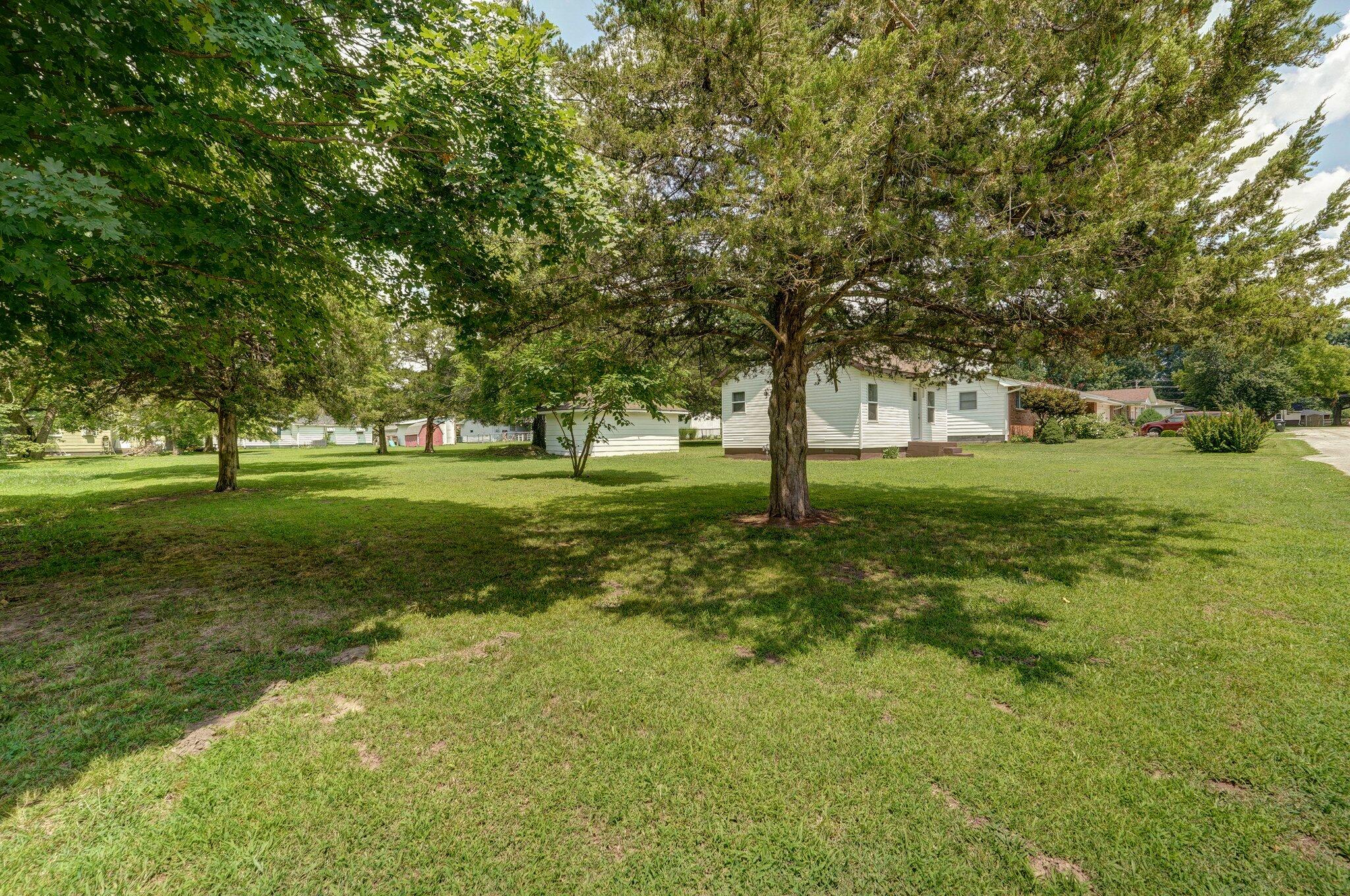 Lawrence-Not in List - Residential