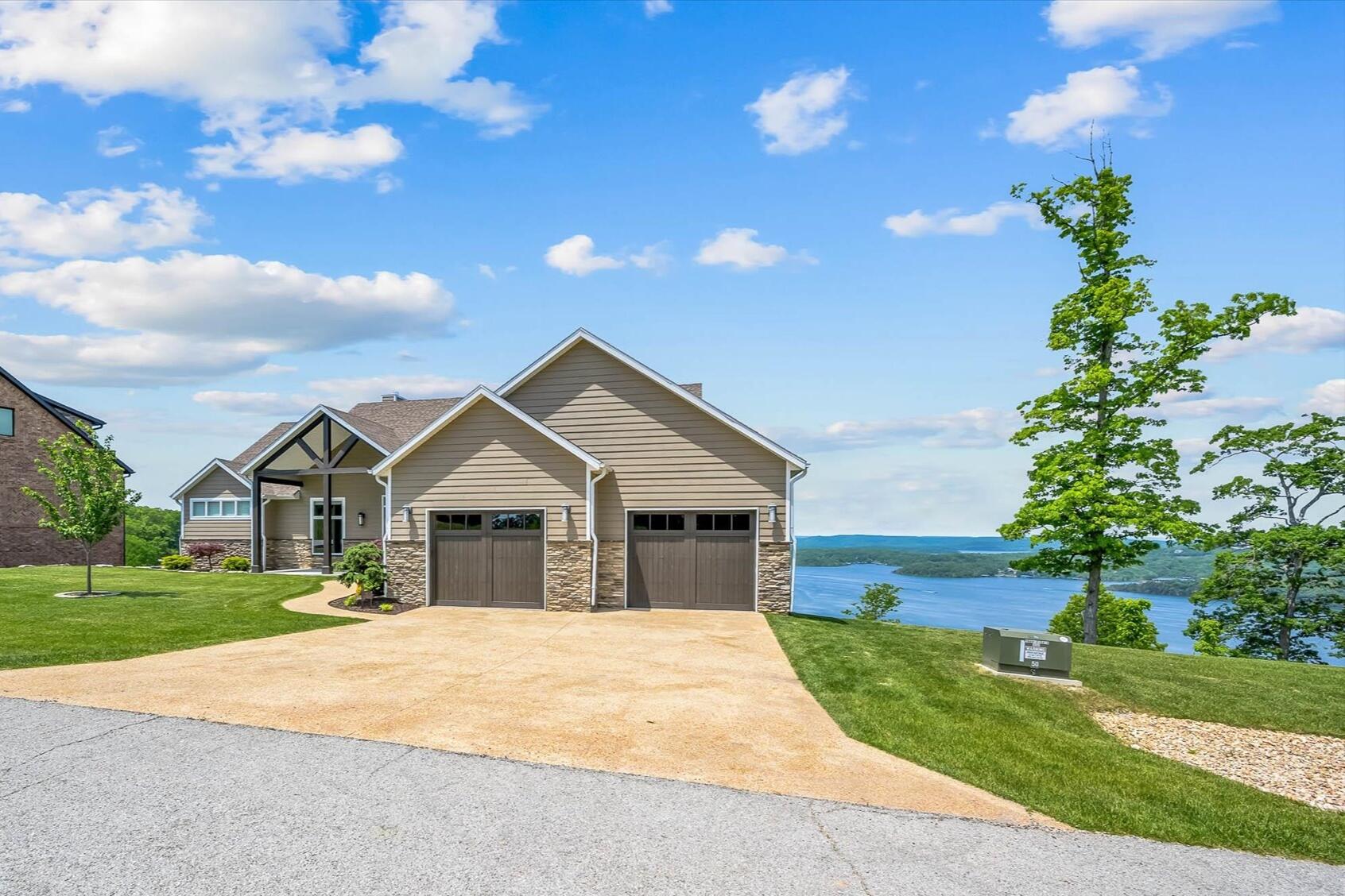 Lodges of Pinnacle Shores - Residential