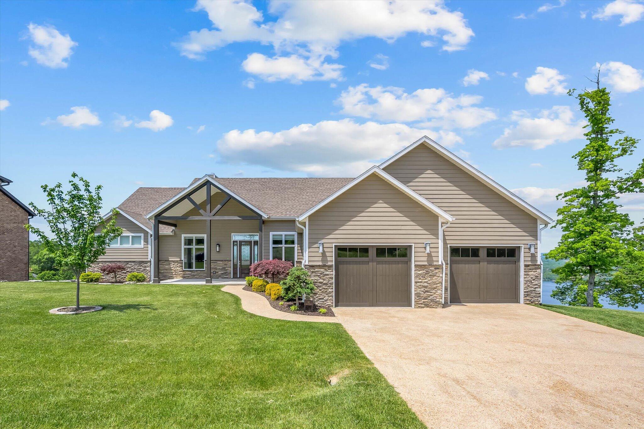 Lodges of Pinnacle Shores - Residential