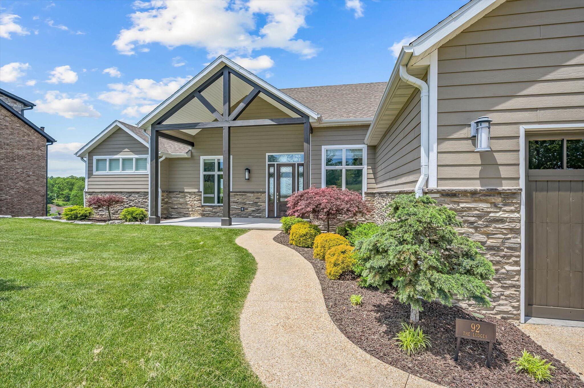 Lodges of Pinnacle Shores - Residential