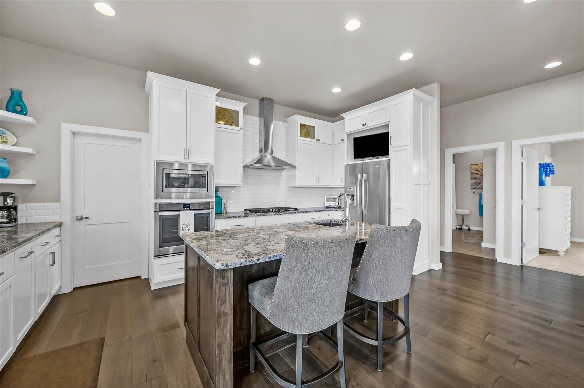 Lodges of Pinnacle Shores - Residential